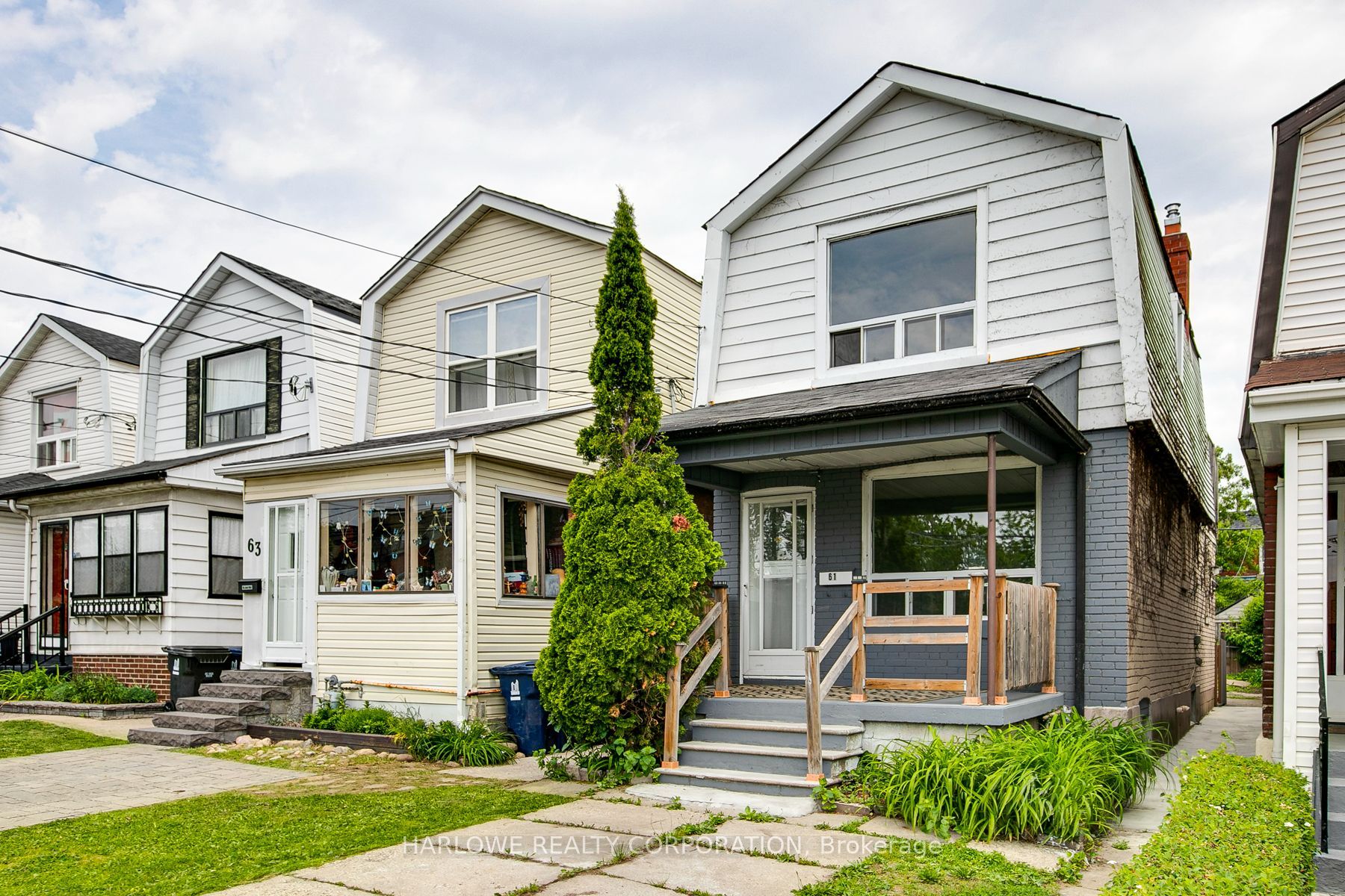 61 Castleton Avenue, Toronto, ON M6N 3Z7 photo 2