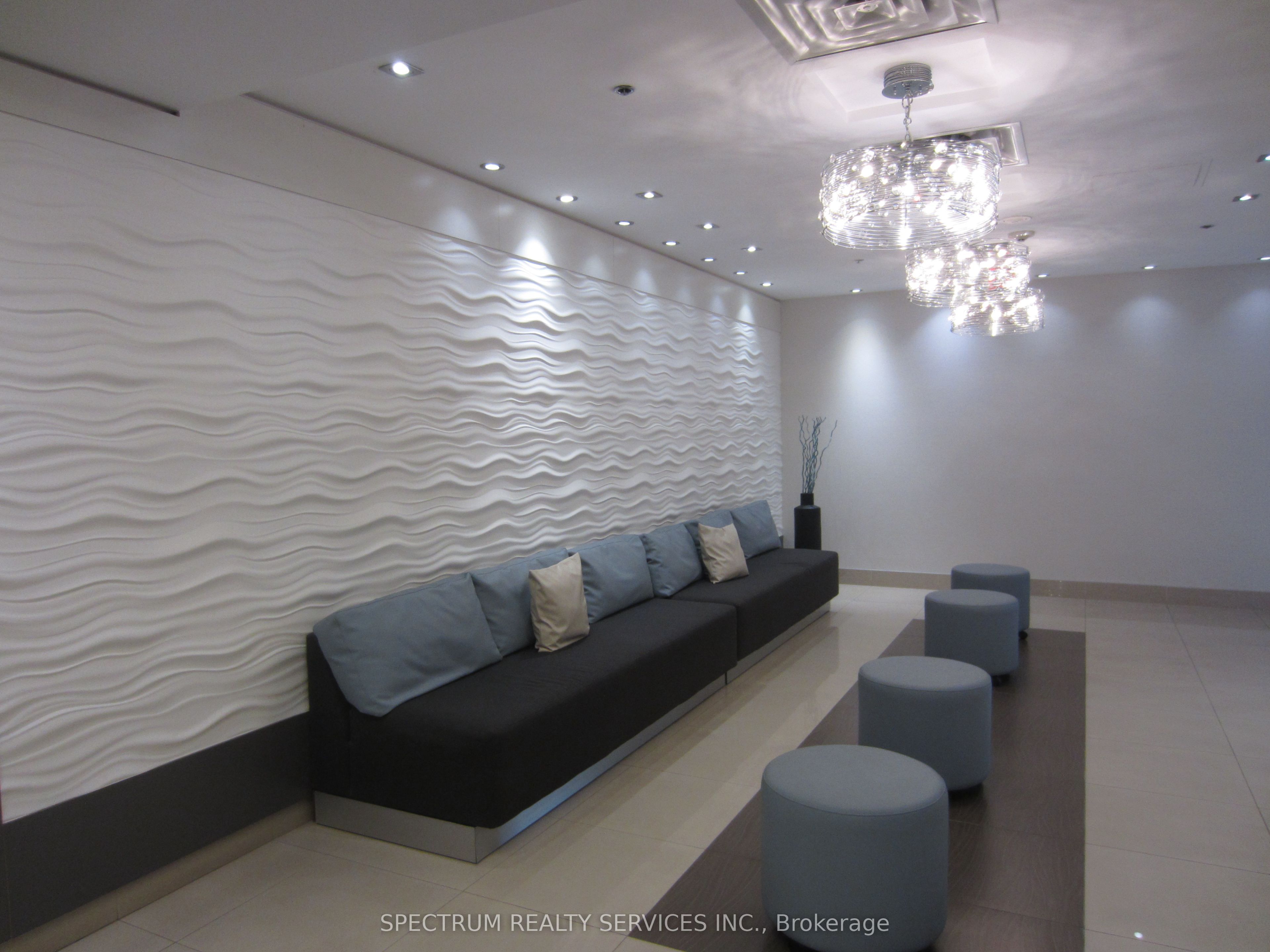 3865 Lake Shore Boulevard W 512, Toronto, ON M8W 0A2