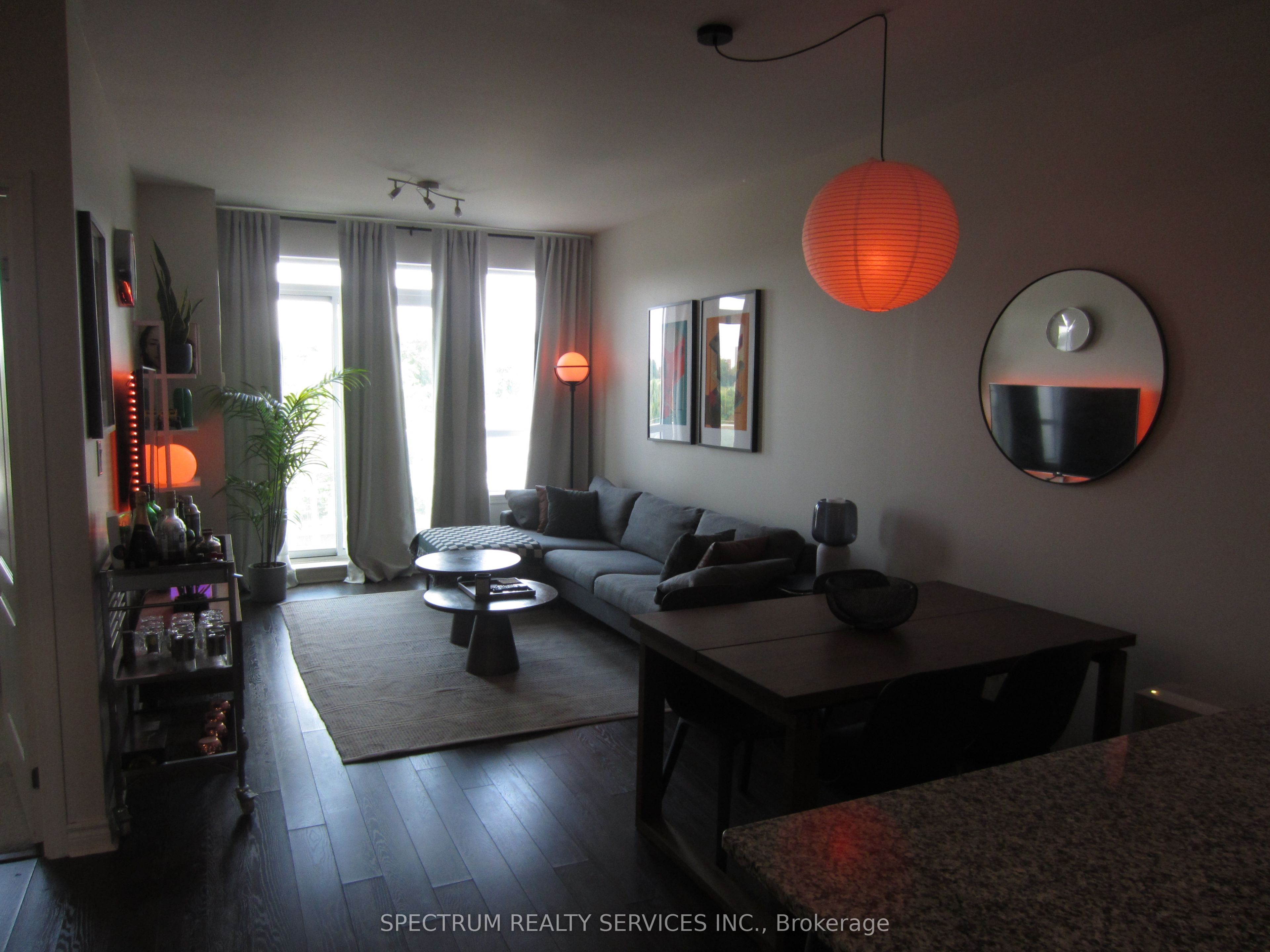 3865 Lake Shore Boulevard W 512, Toronto, ON M8W 0A2 photo 4
