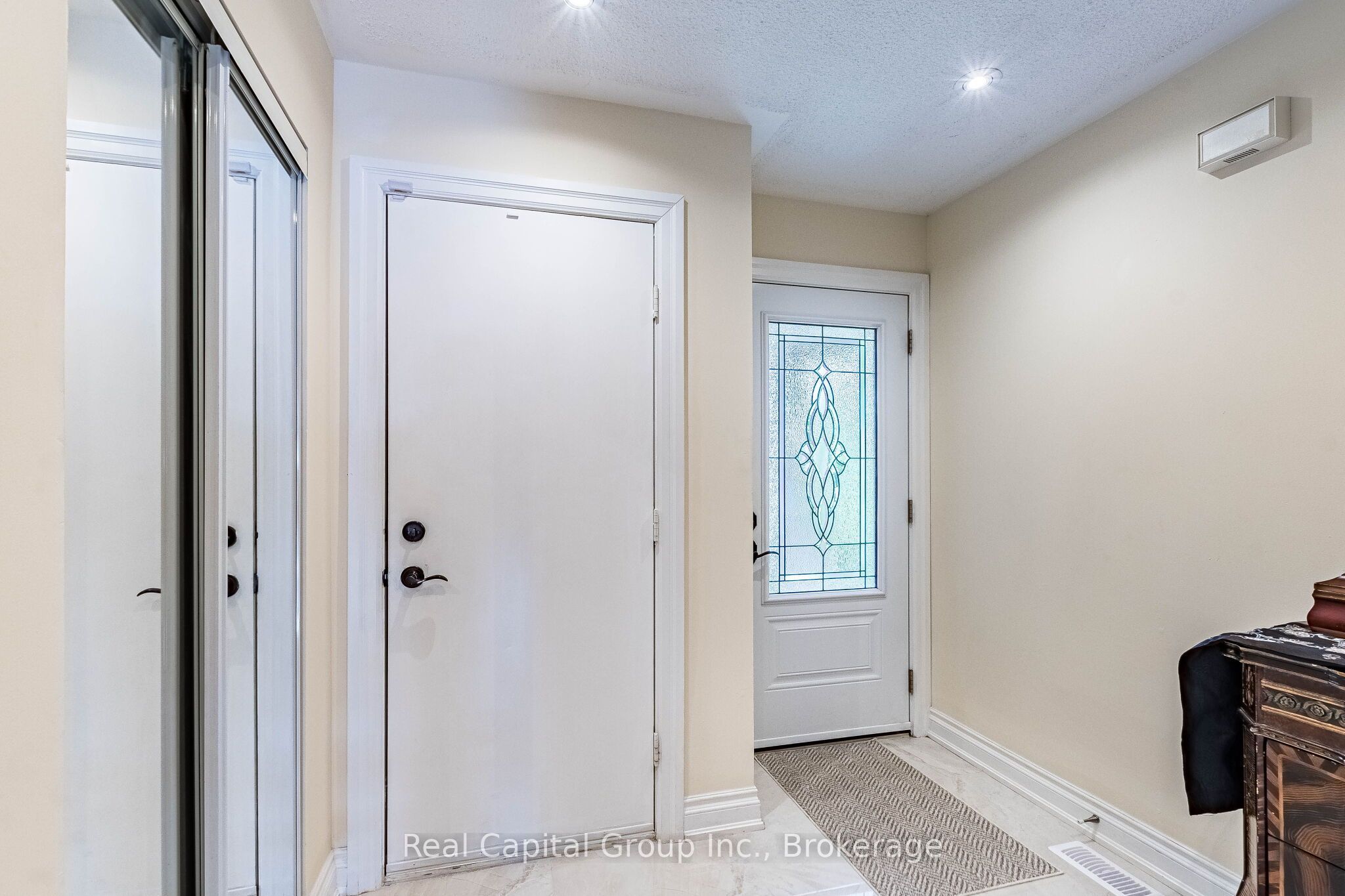 77 Arthurs Crescent, Brampton, ON L6Y 4Y3 photo 4