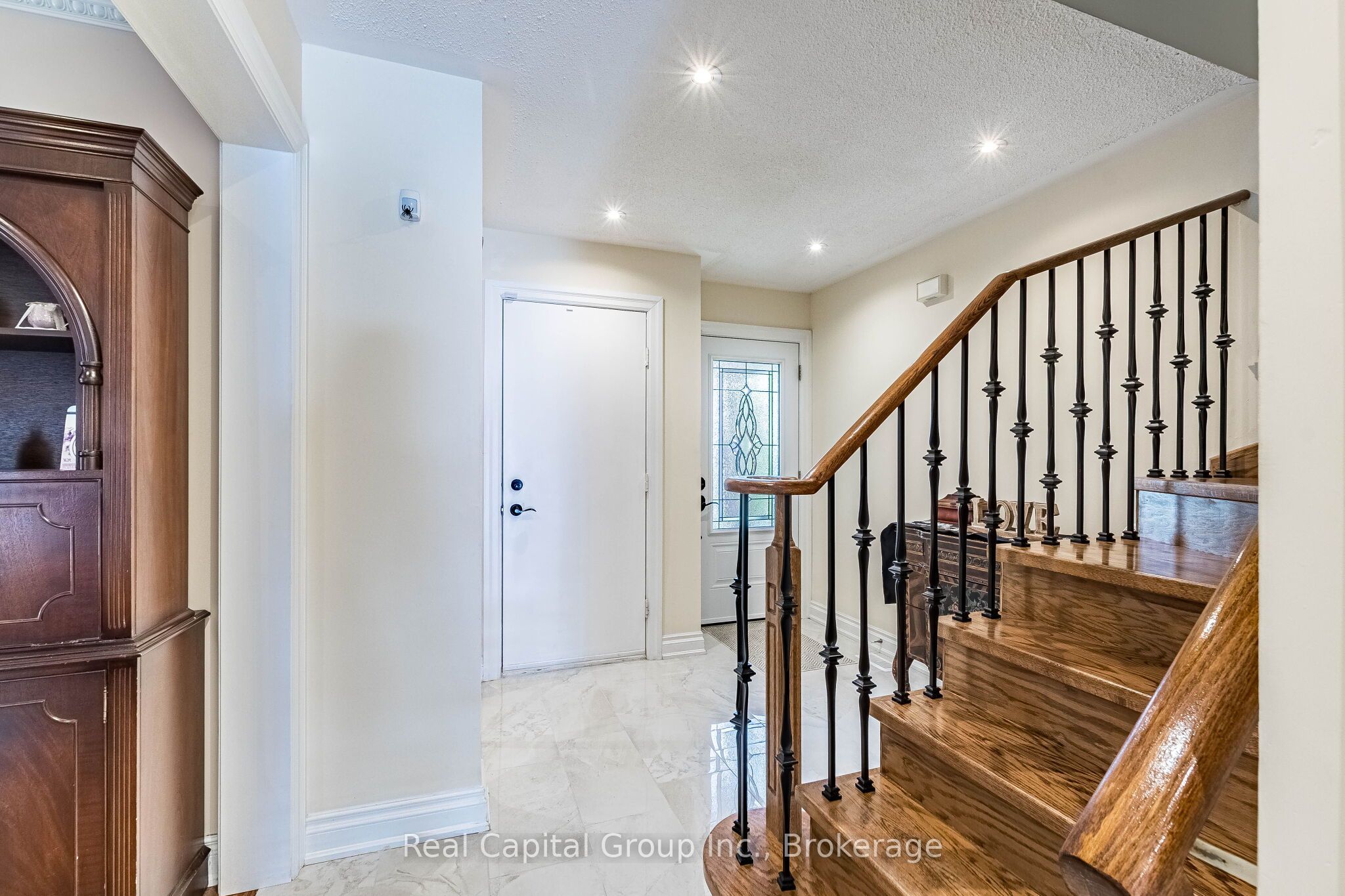 77 Arthurs Crescent, Brampton, ON L6Y 4Y3 photo 5
