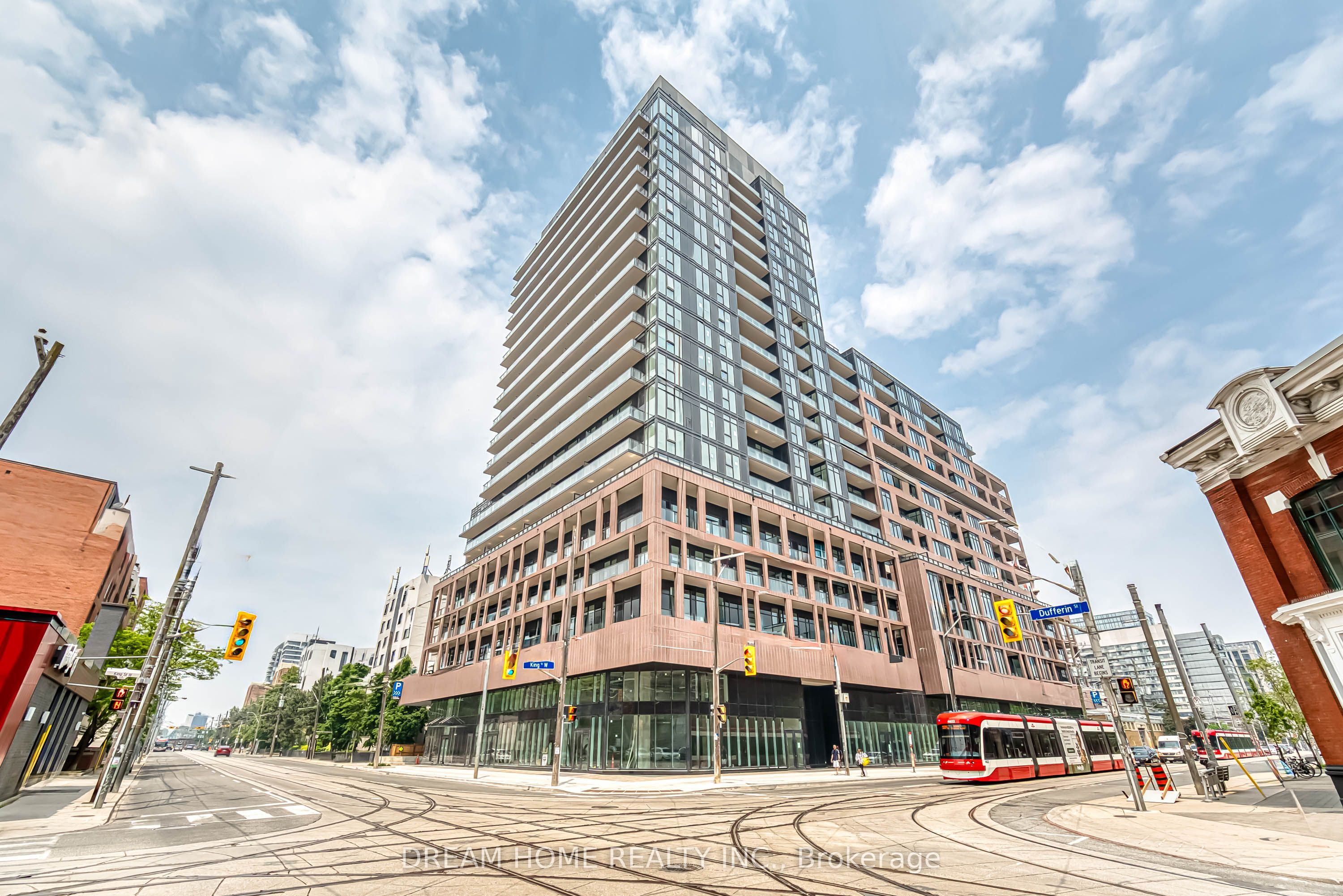 285 Dufferin Street 705, Toronto, ON M6K 0J2