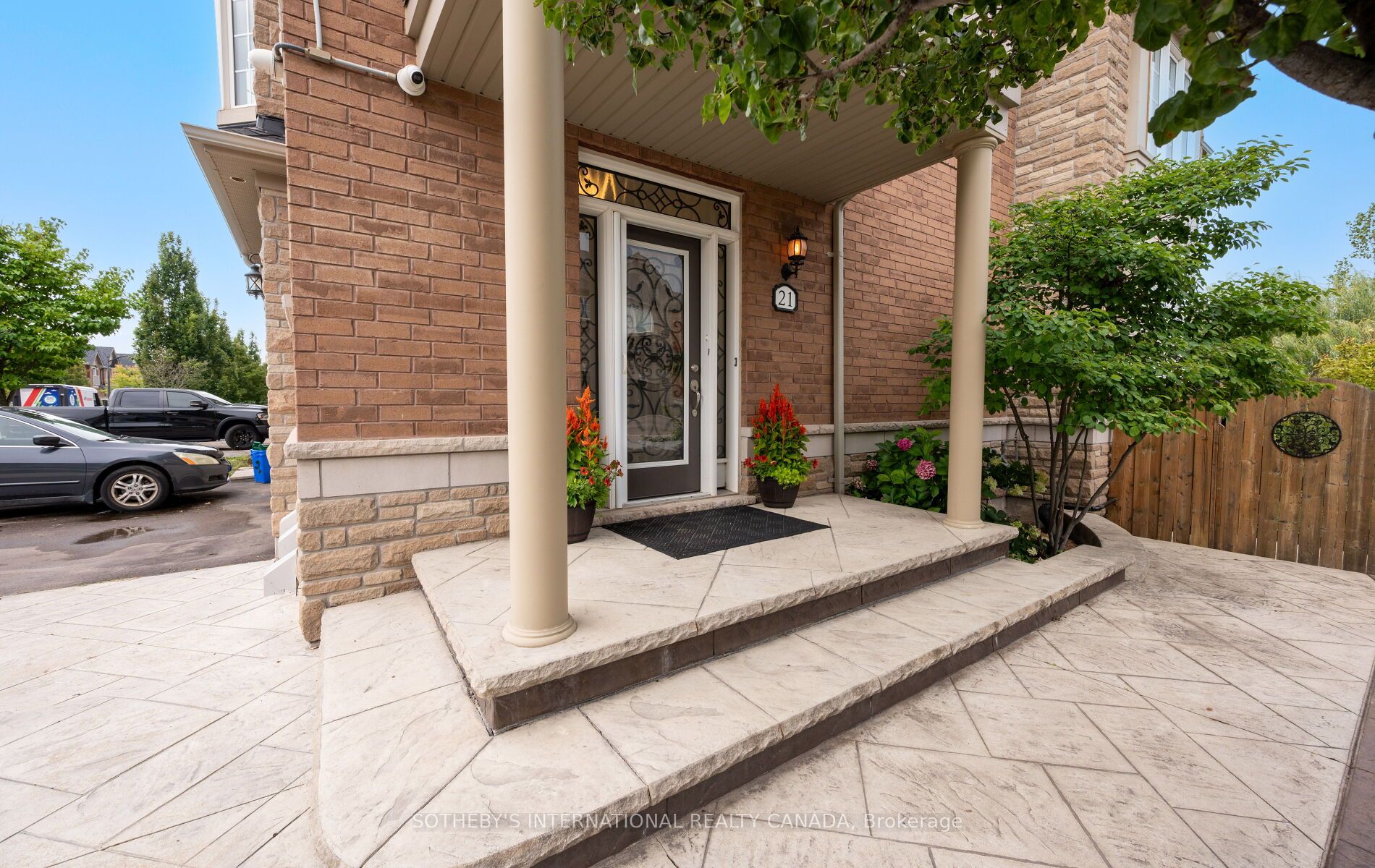 745 Farmstead Drive 21, Milton, ON L9T 8B1 photo 3