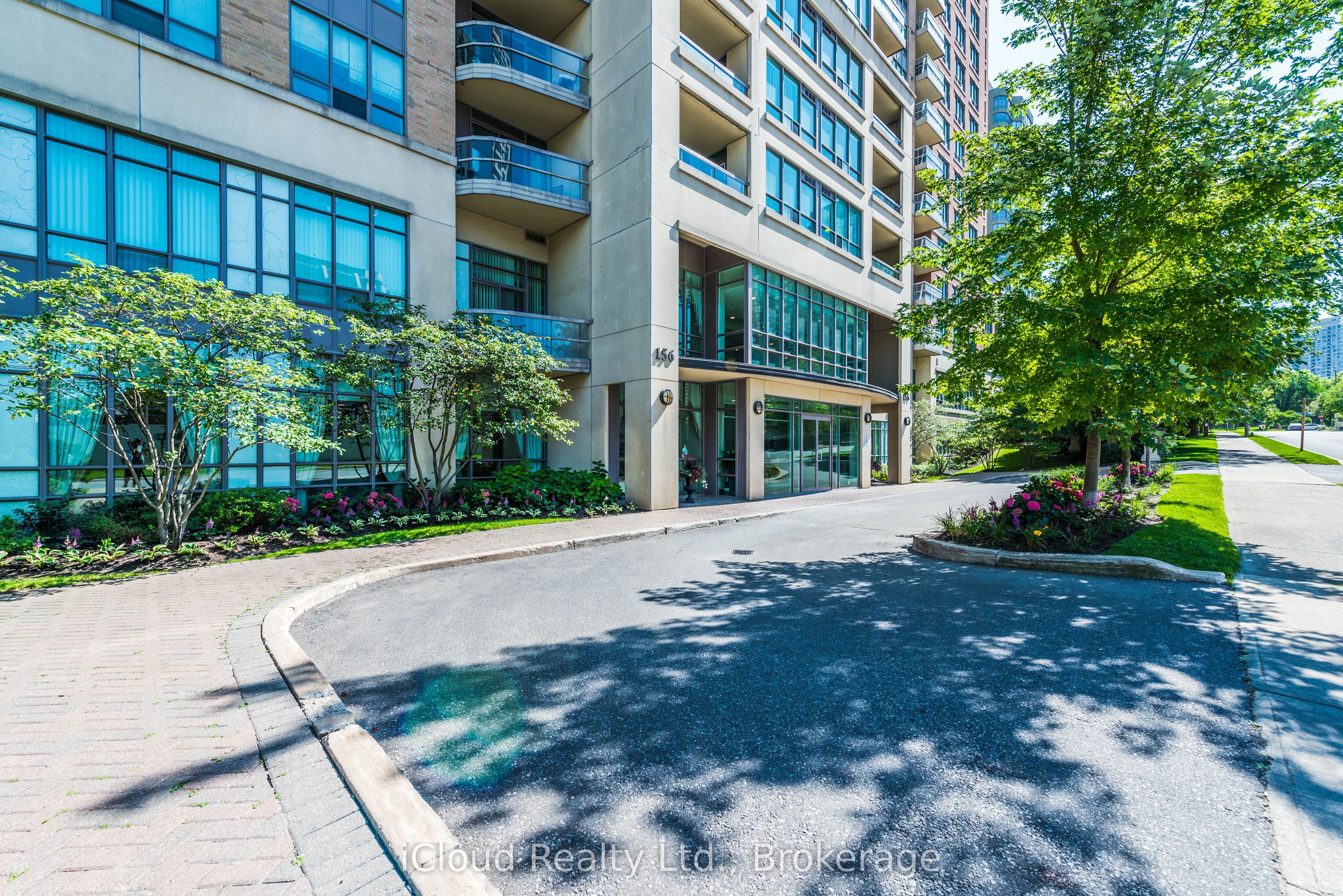 156 Enfield Place 1902, Mississauga, ON L5B 4L8