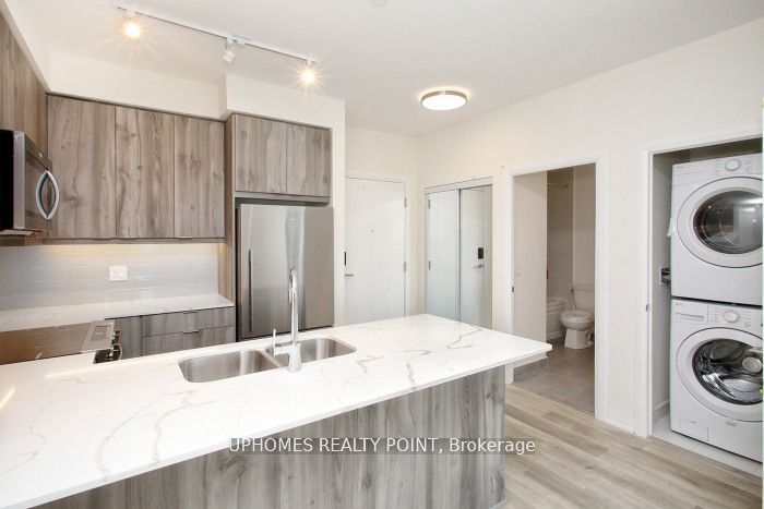15 Watergarden Drive 415, Mississauga, ON L5R 0H4 photo 5