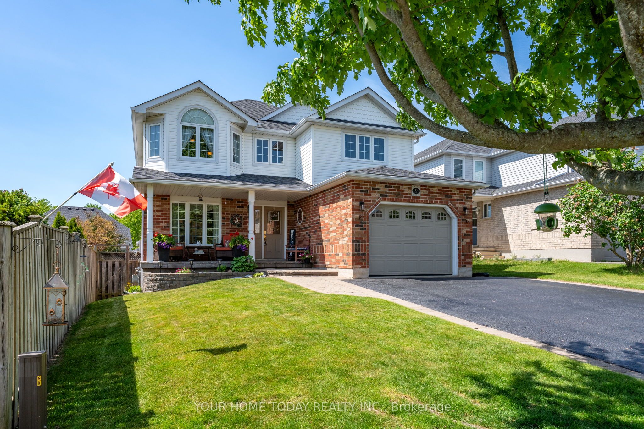 9 Kenney Street, Halton Hills, ON L7J 3B2 photo 3
