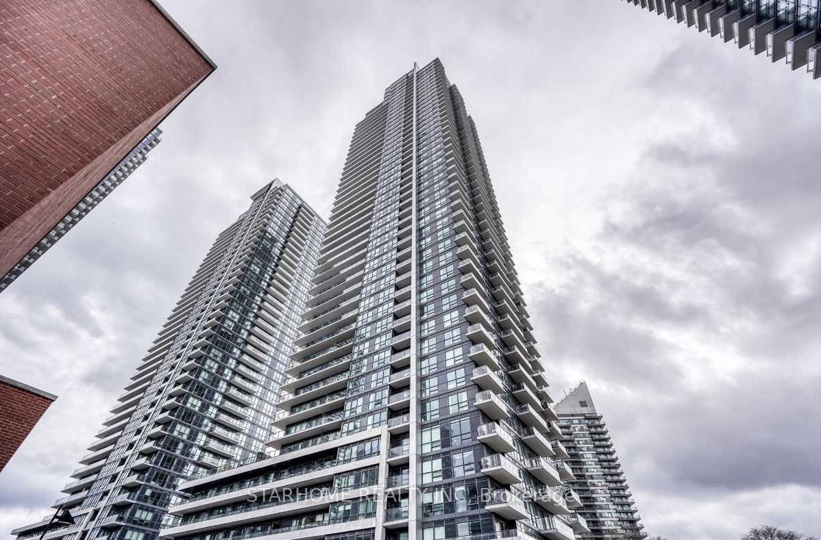 2220 Lake Shore Boulevard W 1810, Toronto, ON M8V 0C1