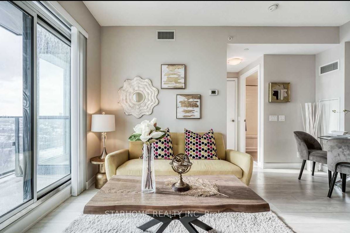2220 Lake Shore Boulevard W 1810, Toronto, ON M8V 0C1 photo 2
