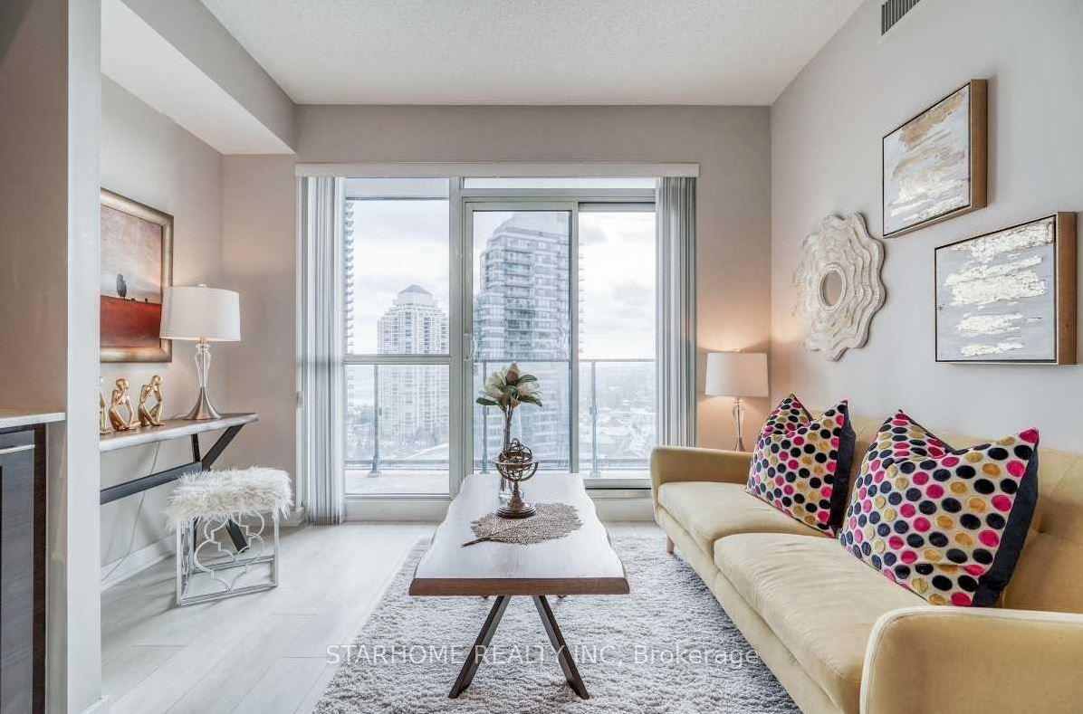 2220 Lake Shore Boulevard W 1810, Toronto, ON M8V 0C1 photo 3