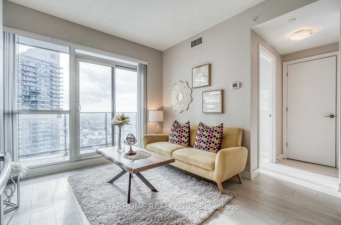 2220 Lake Shore Boulevard W 1810, Toronto, ON M8V 0C1 photo 4