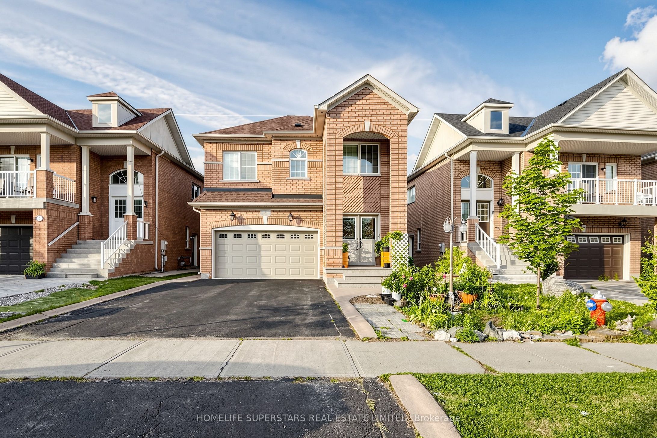 5 Savita Road, Brampton, ON L7A 3T2