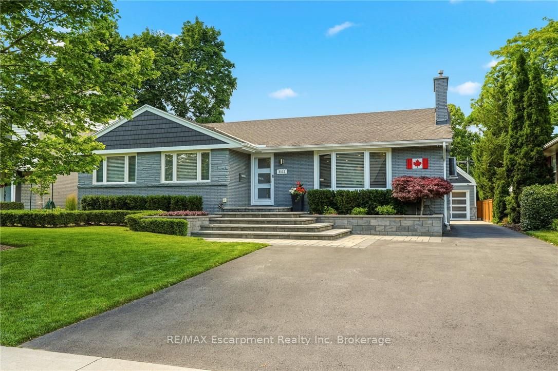 2113 Courtland Drive, Burlington, ON L7R 1R7 photo 4