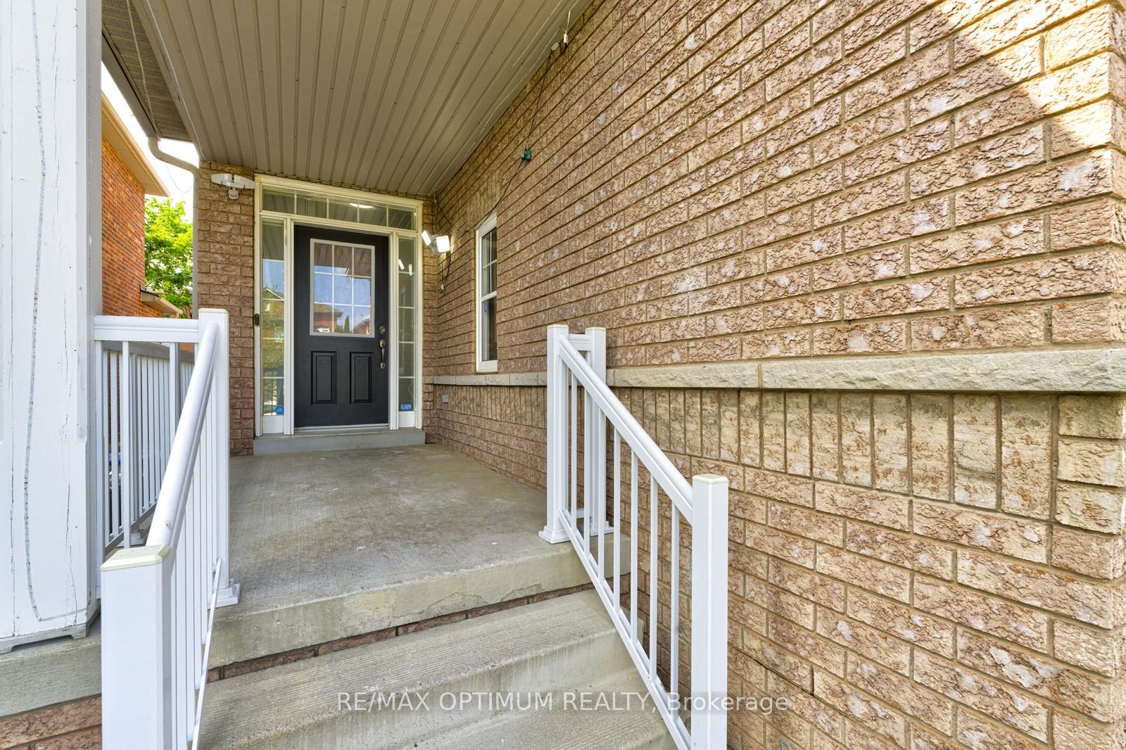118 Nathaniel Crescent, Brampton, ON L6Y 5M3 photo 5
