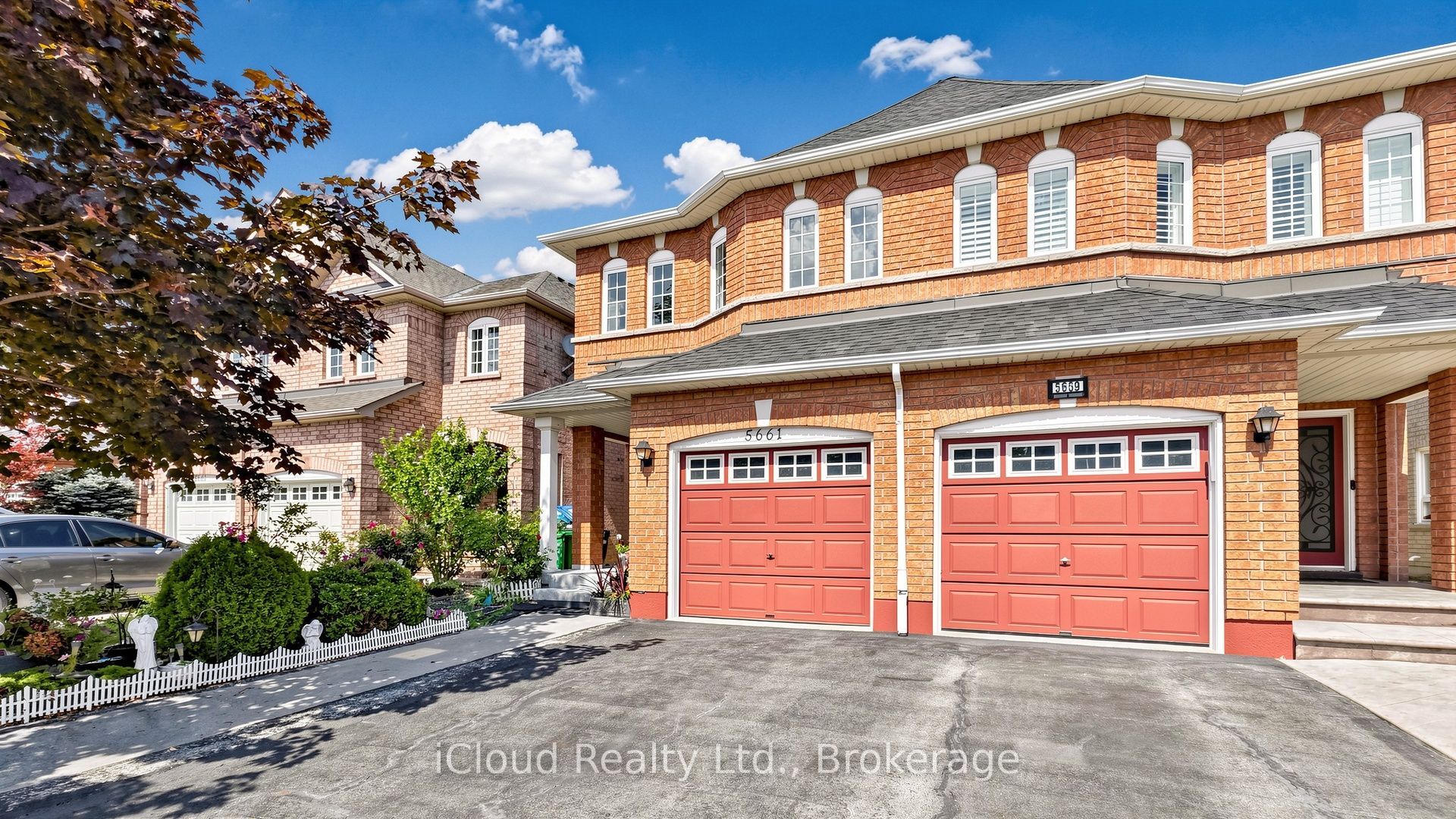 5661 Volpe Avenue, Mississauga, ON L5V 3A6 photo 5