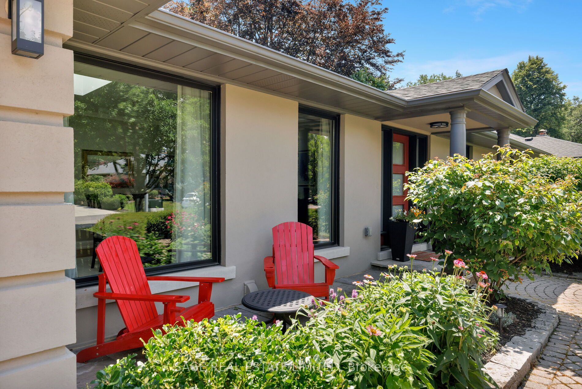 5 Blair Athol Crescent, Toronto, ON M9A 1X6 photo 2
