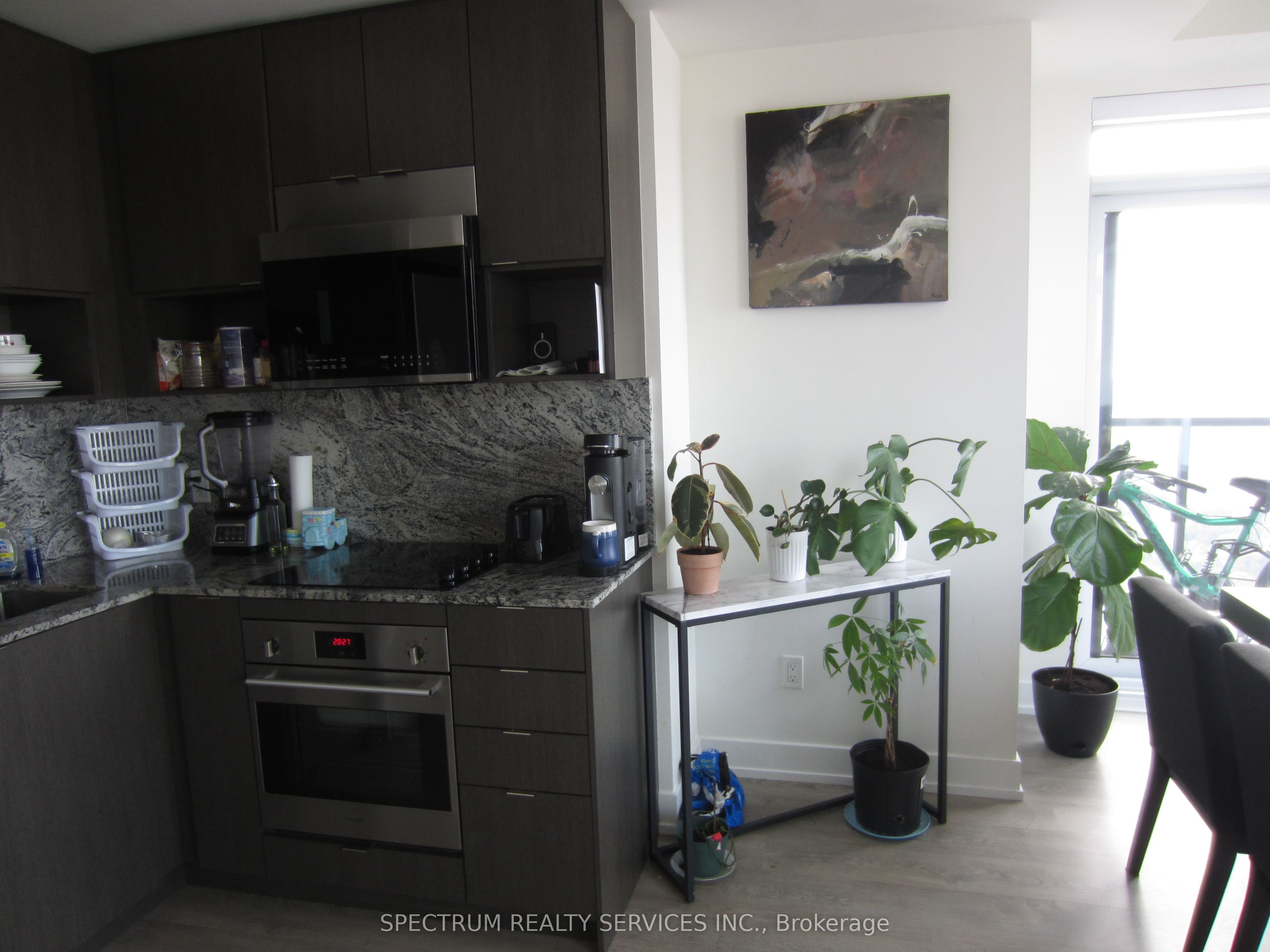 9 Mabelle Avenue 3325, Toronto, ON M9A 4X7 photo 5