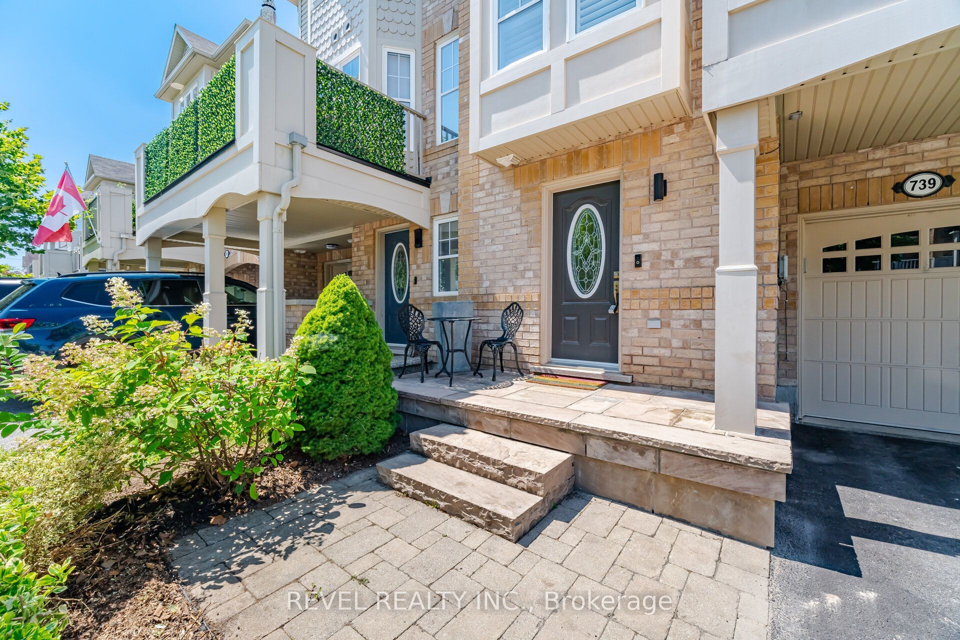 739 CHALLINOR Terrace, Milton, ON L9T 7V5 photo 2