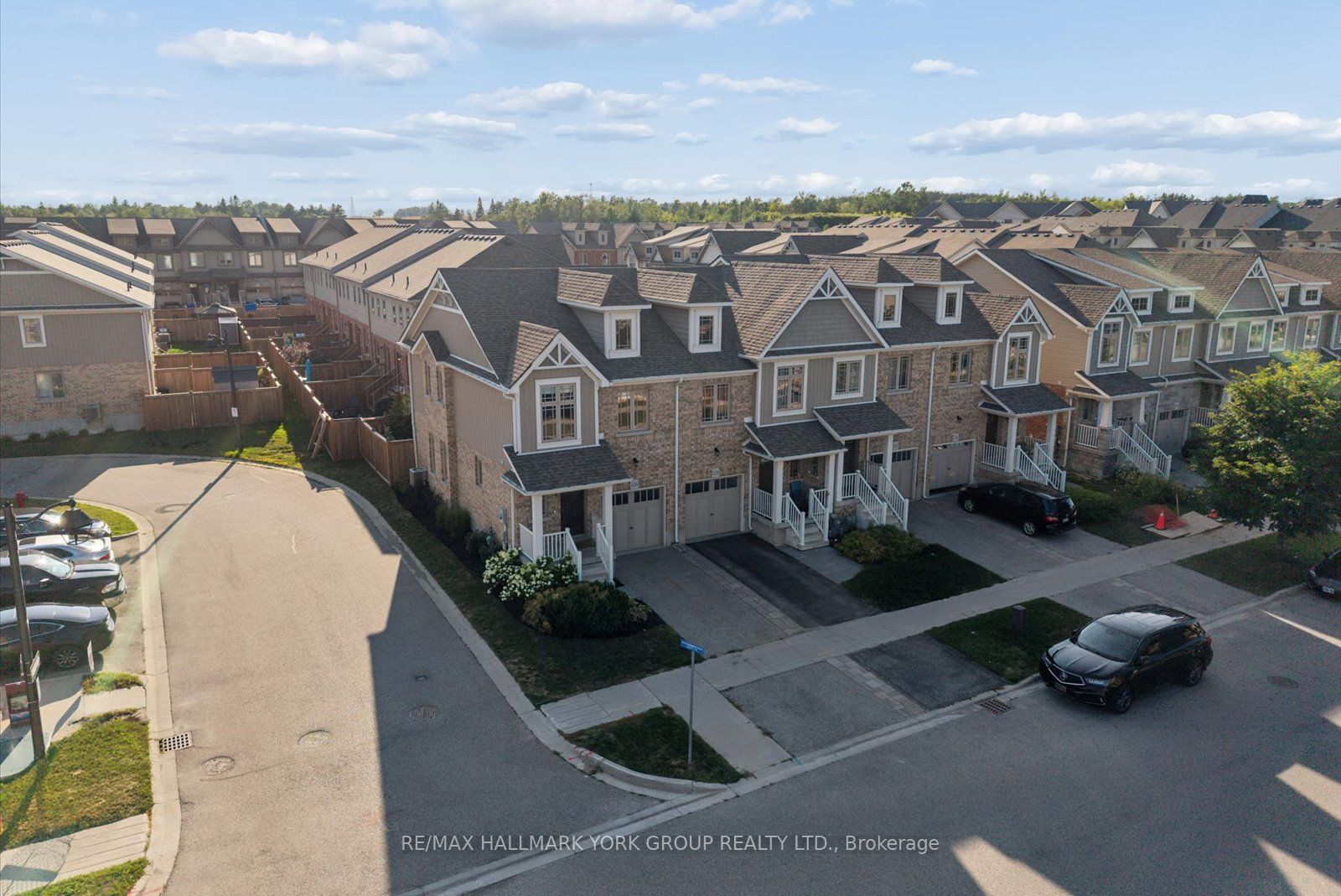 126 Parkinson Crescent, Orangeville, ON L9W 6X3 photo 4