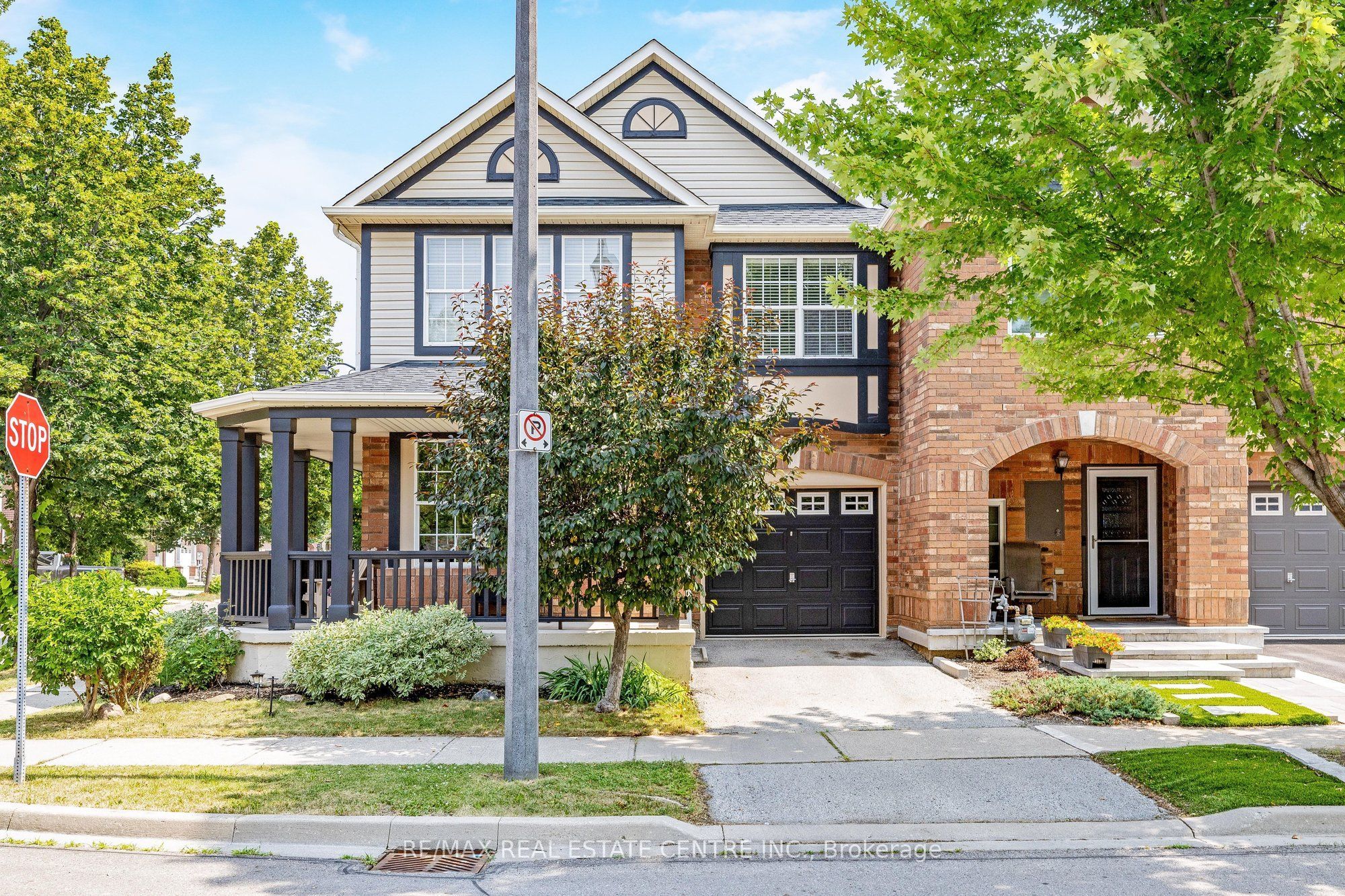 619 Porter Way, Milton, ON L9T 5V9 photo 2