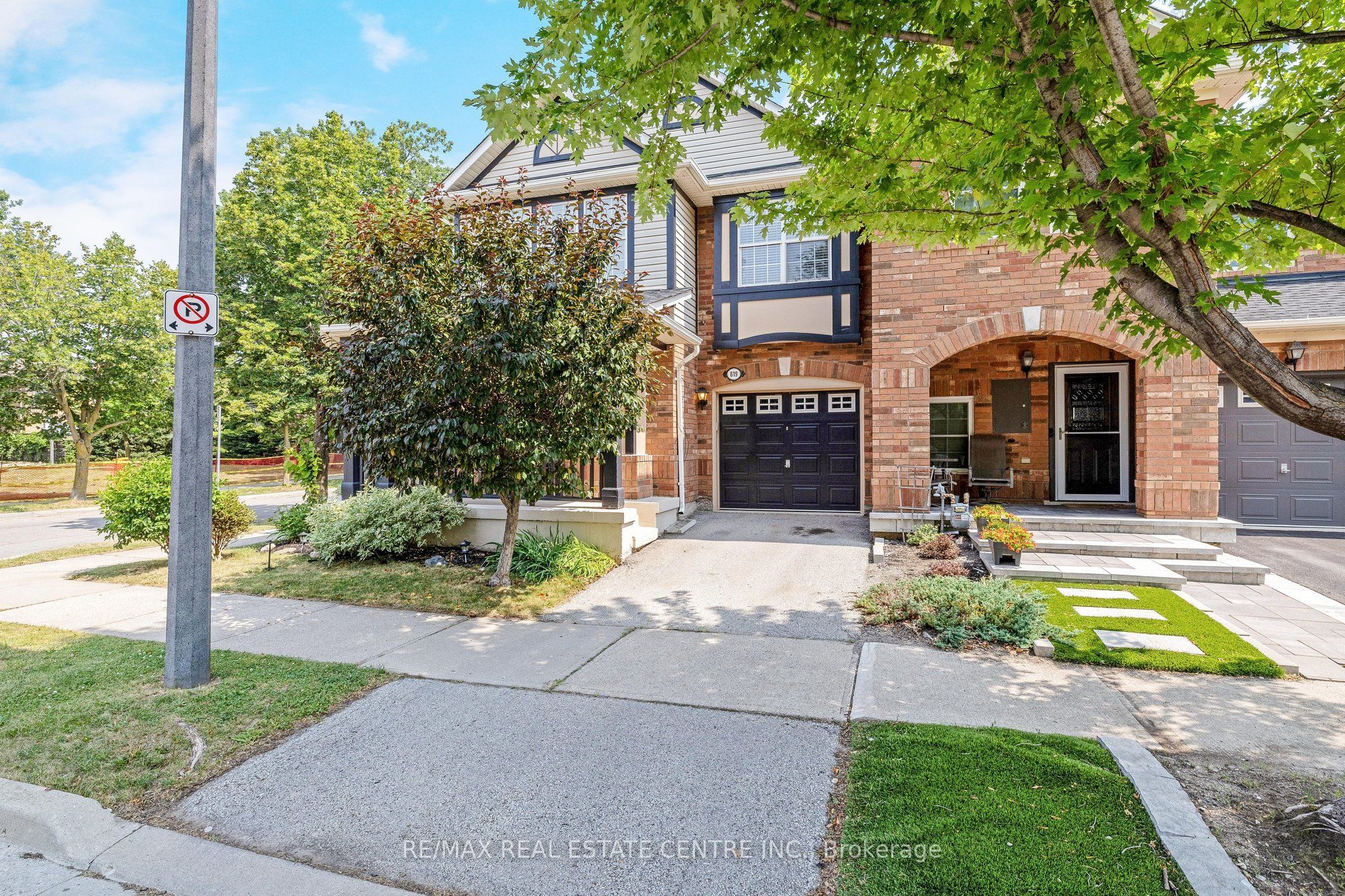619 Porter Way, Milton, ON L9T 5V9 photo 4