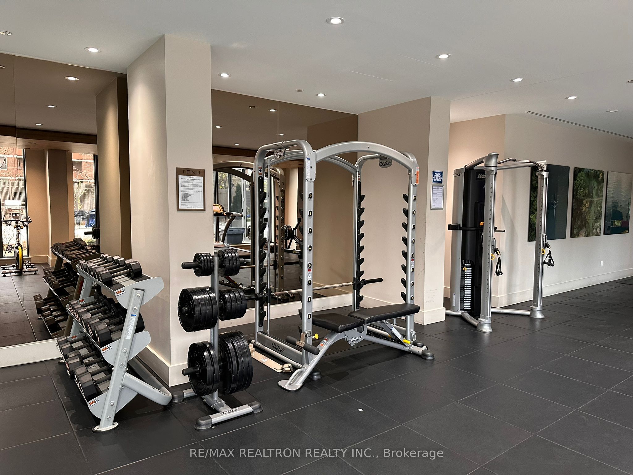 21 Park Street E 612, Mississauga, ON L5G 1L7 photo 4