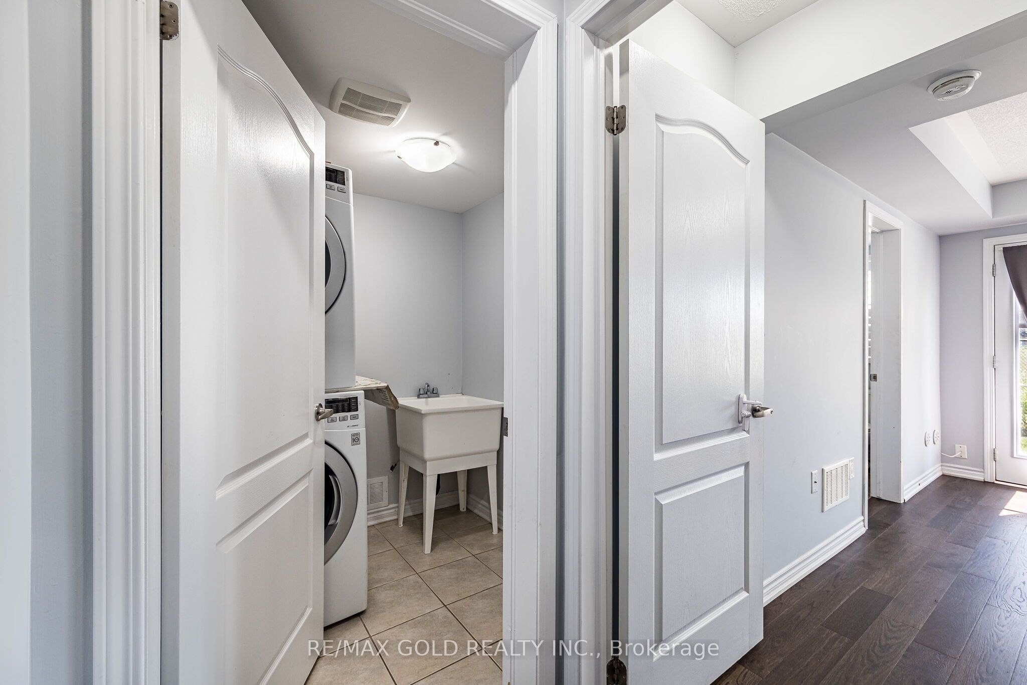 98 Bannister Crescent, Brampton, ON L7A 4H4 photo 4