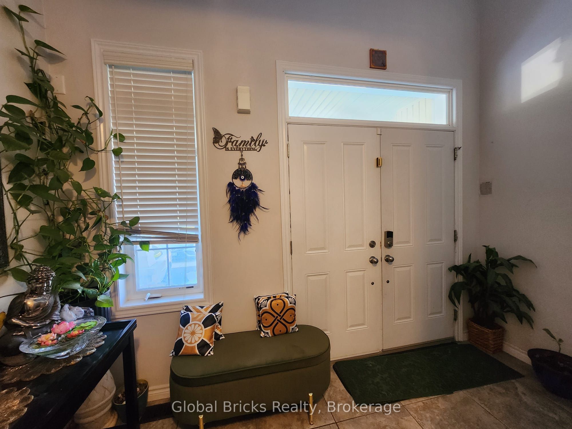 38 Monkton Circle, Brampton, ON L6Y 0B7 photo 3