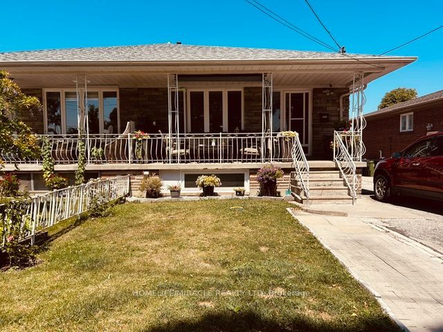 58 Telco Crescent, Toronto, ON M9N 3L4 photo 2