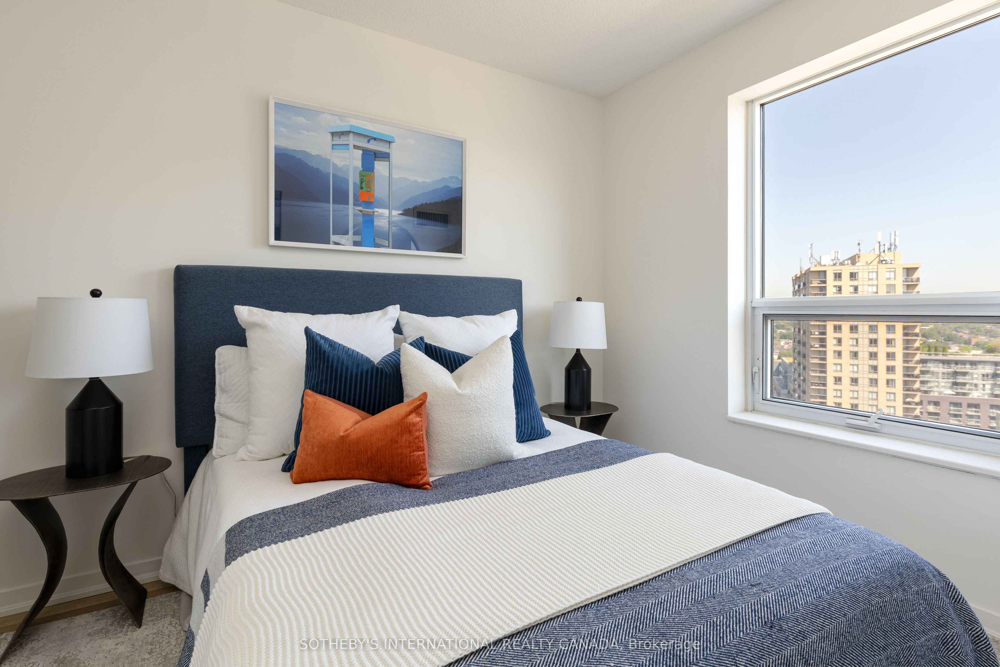 38 Joe Shuster Way 1619, Toronto, ON M6K 0A5 photo 5
