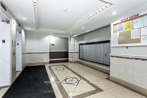 7405 Goreway Drive 520, Mississauga, ON L4T 0A3 photo 5