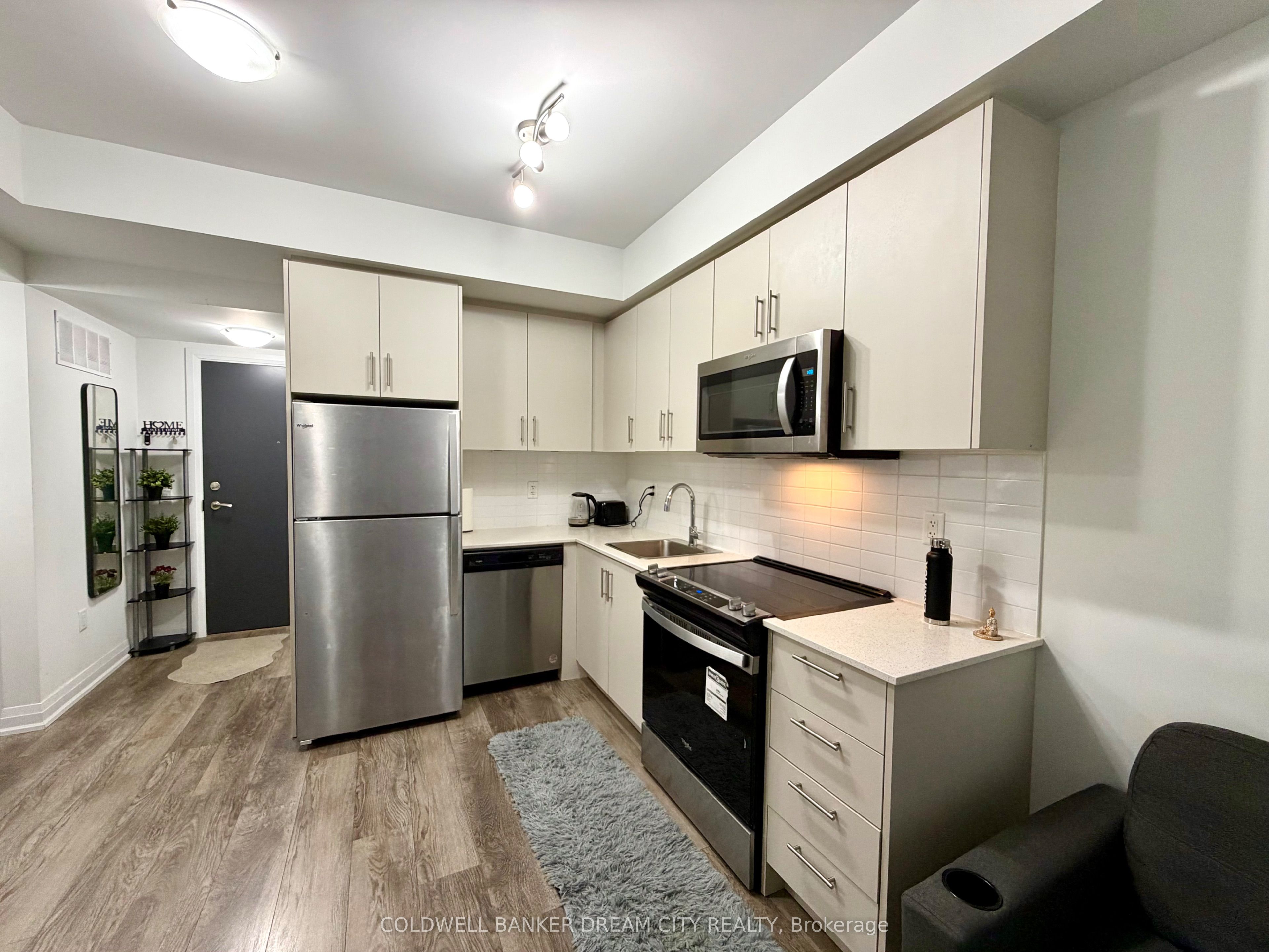 95 Attmar Drive 113, Brampton, ON L6P 0Y6 photo 3