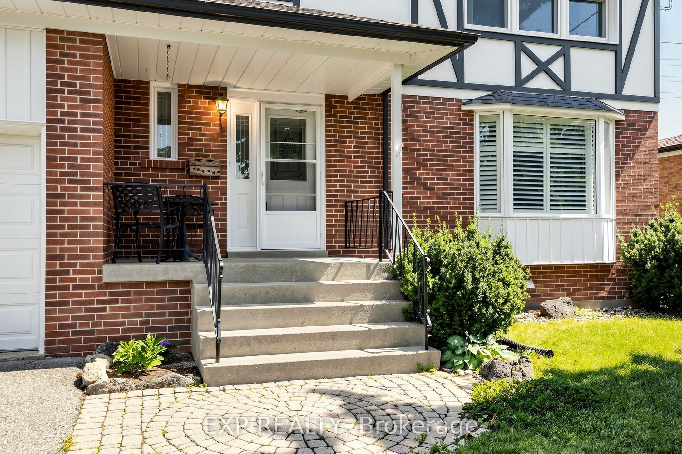 22 Chestnut Avenue, Brampton, ON L6X 2A5 photo 4