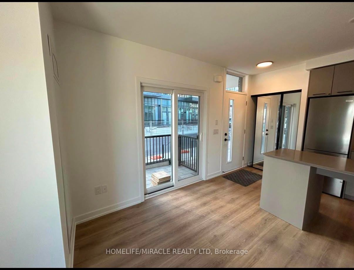 30 Lagerfield Drive C004, Brampton, ON L7A 5L5 photo 3