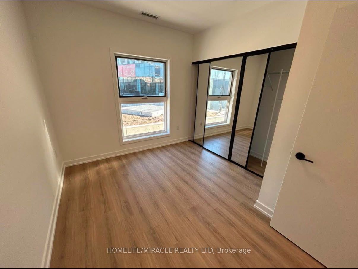 30 Lagerfield Drive C004, Brampton, ON L7A 5L5 photo 5