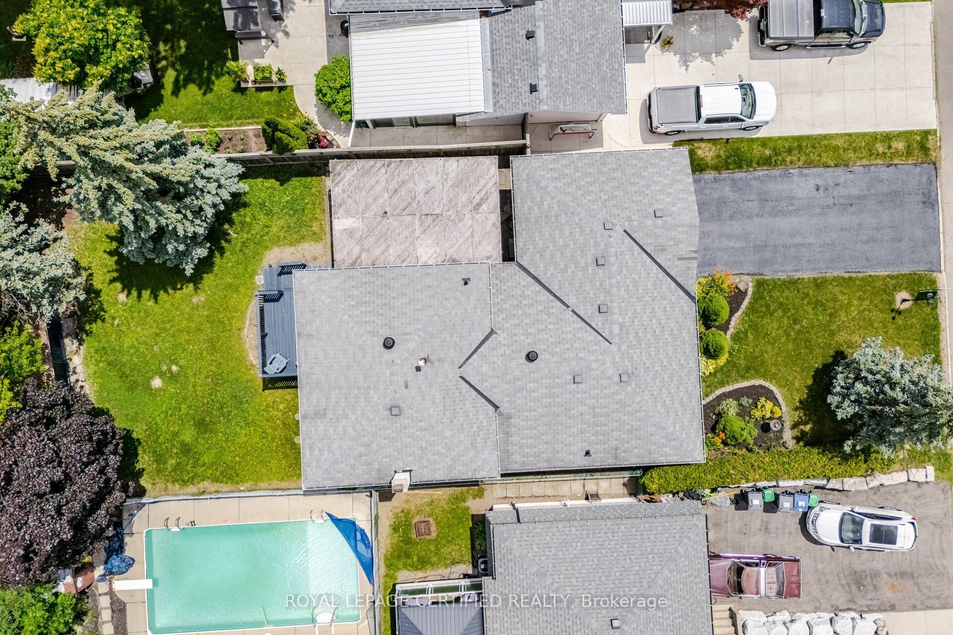 33 Grassmere Crescent, Brampton, ON L6S 1C9 photo 2