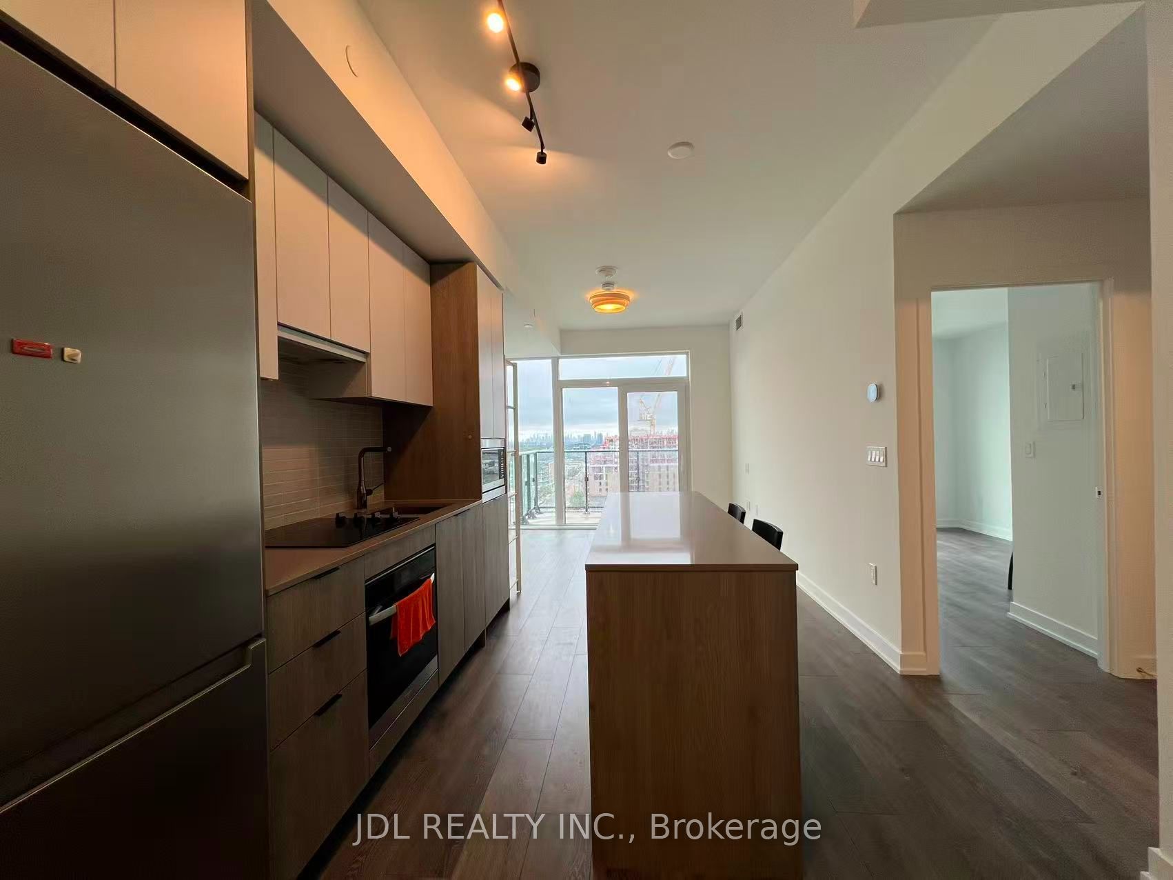 1007 Queensway Street 1007, Toronto, ON M8Z 6C7 photo 2