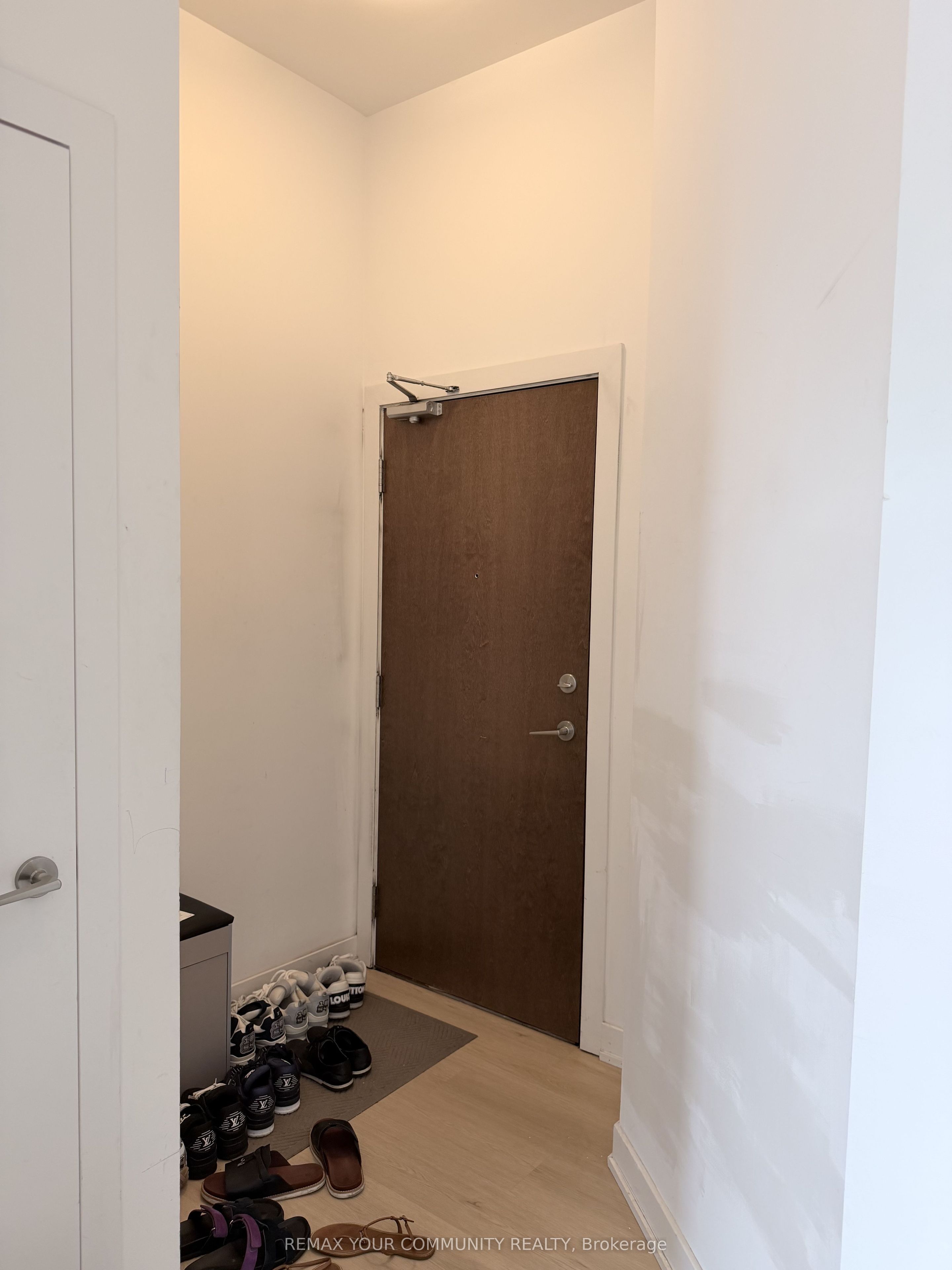 2220 Lakeshore Boulevard PH2, Toronto, ON M8V 0C1