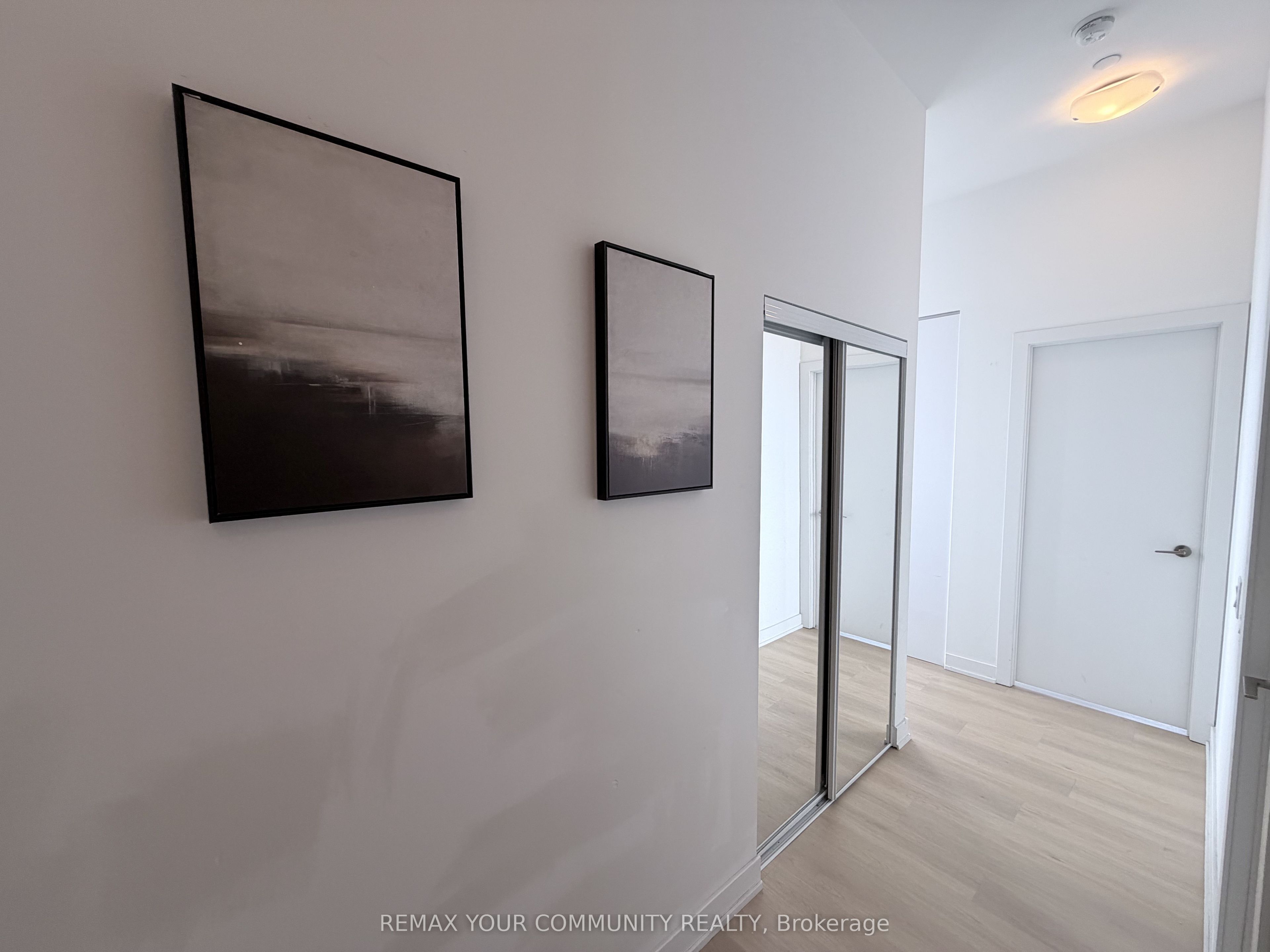2220 Lakeshore Boulevard PH2, Toronto, ON M8V 0C1 photo 3