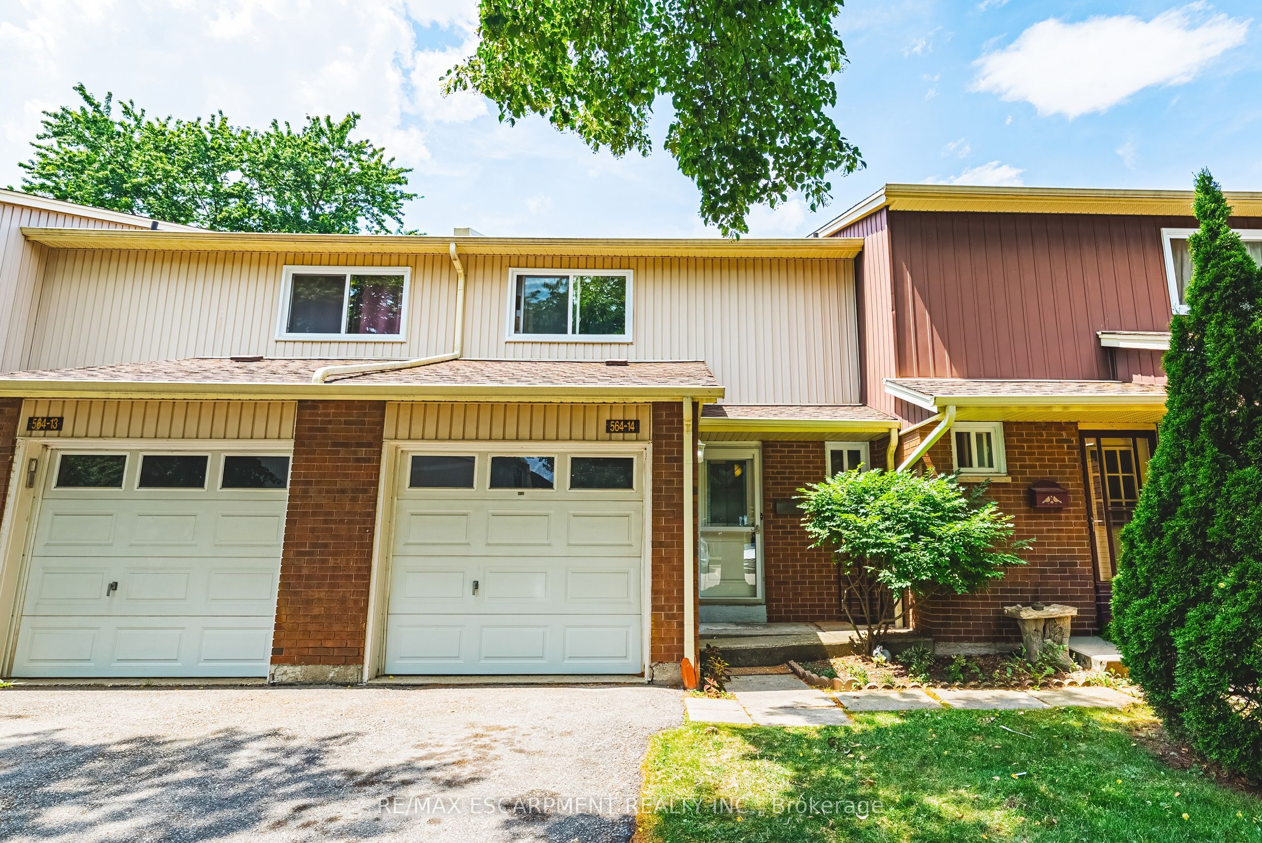 564 Sheraton Road 14, Burlington, ON L7L 4B2 photo 2