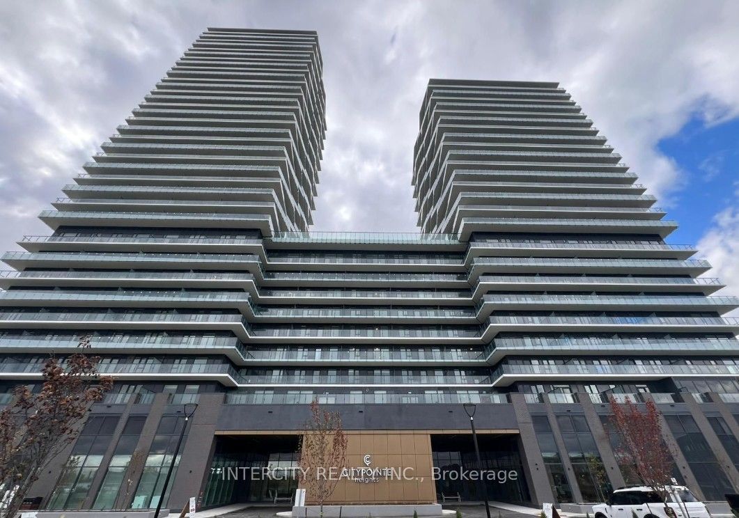 15 Skyridge Drive E 925, Brampton, ON L6P 4S3