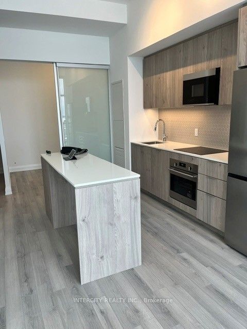 15 Skyridge Drive E 925, Brampton, ON L6P 4S3 photo 3