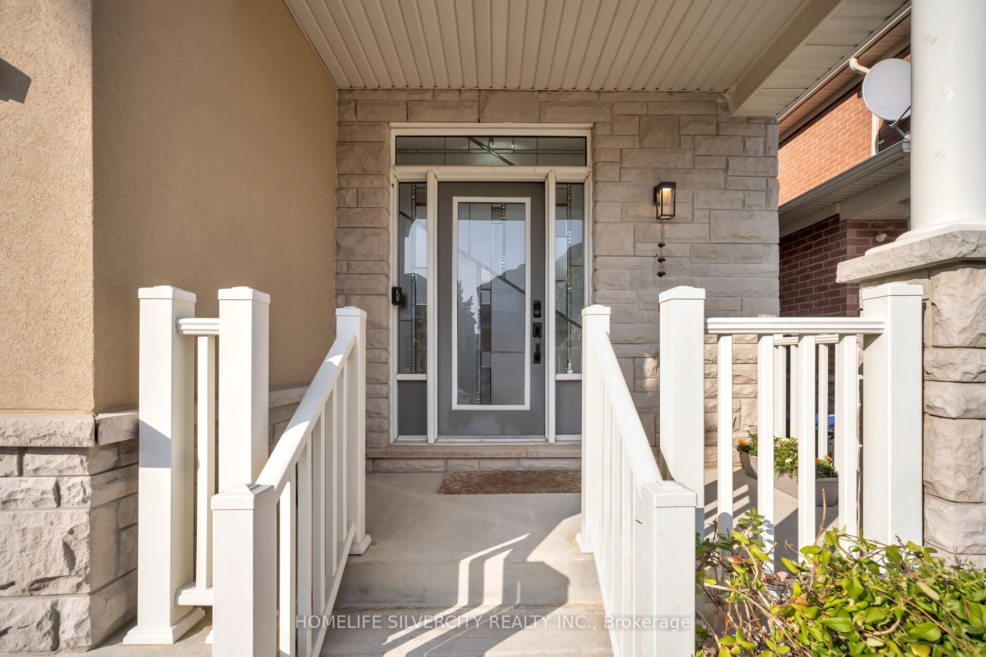 60 Tysonville Circle, Brampton, ON L7A 0B5 photo 4