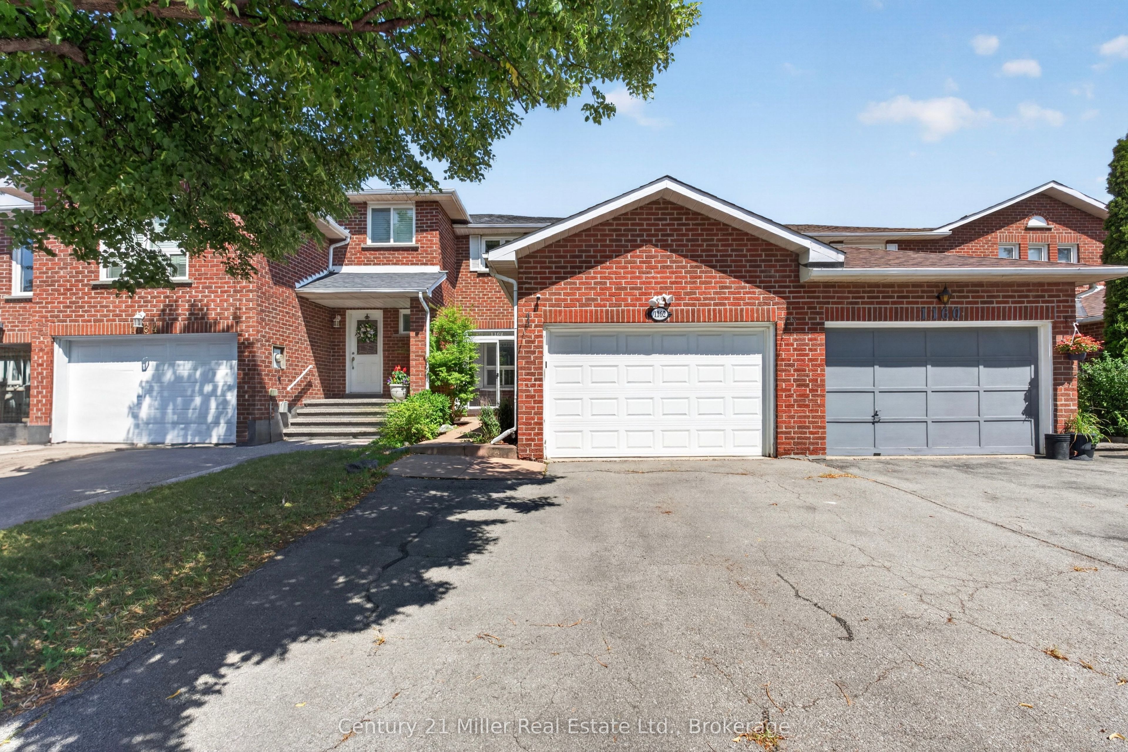 1162 Avondale Drive, Oakville, ON L6H 5L5 photo 2