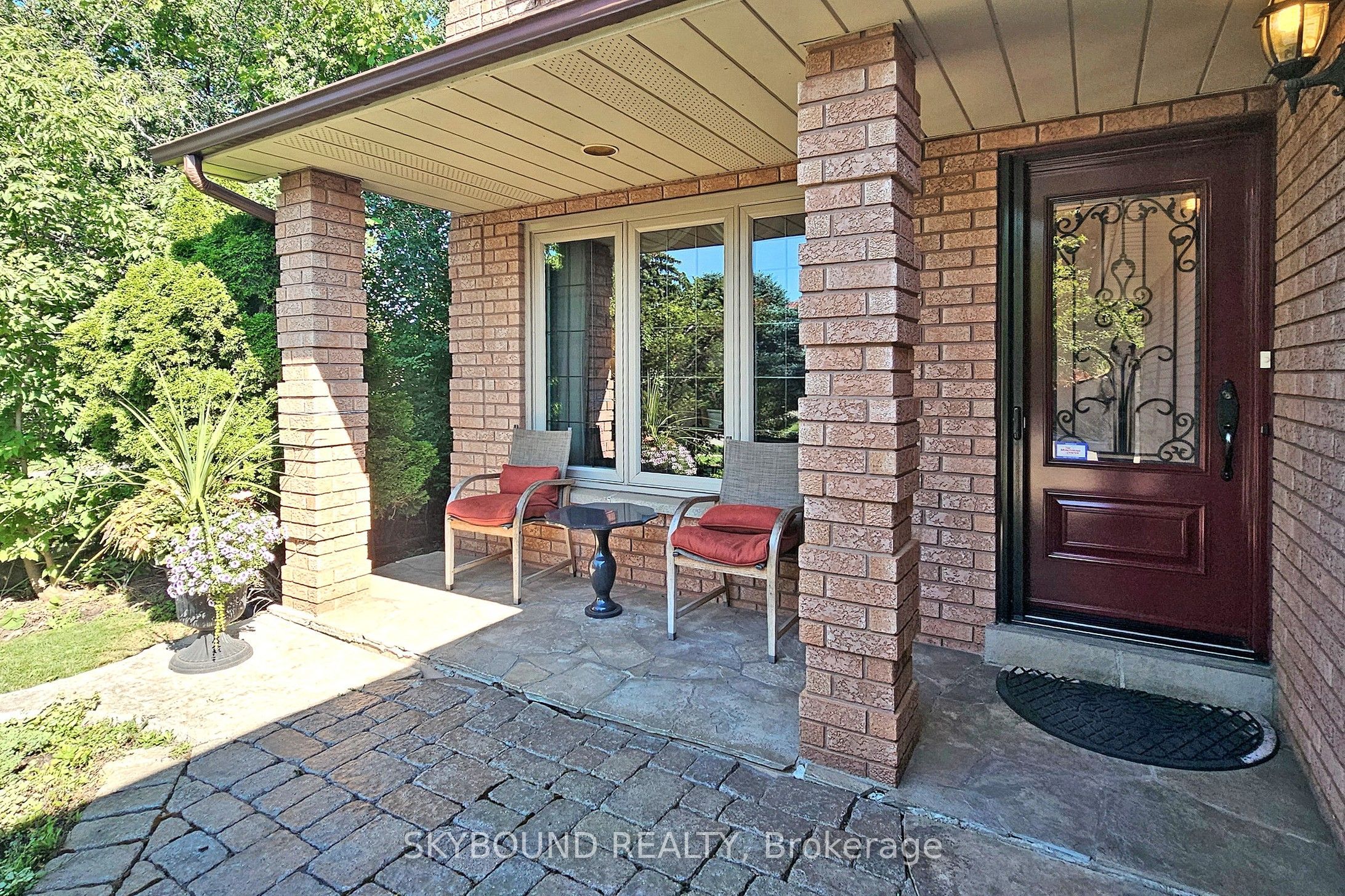 1944 Aldermead Road, Mississauga, ON L5M 3A1 photo 3