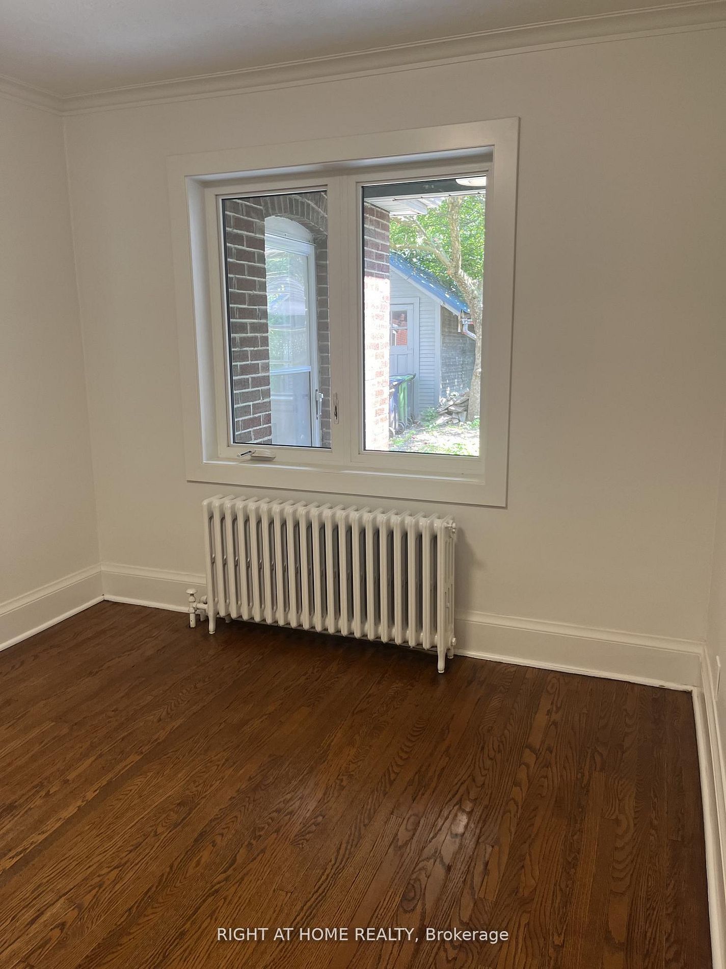 55 Beresford Avenue, Toronto, ON M6S 3C2 photo 3
