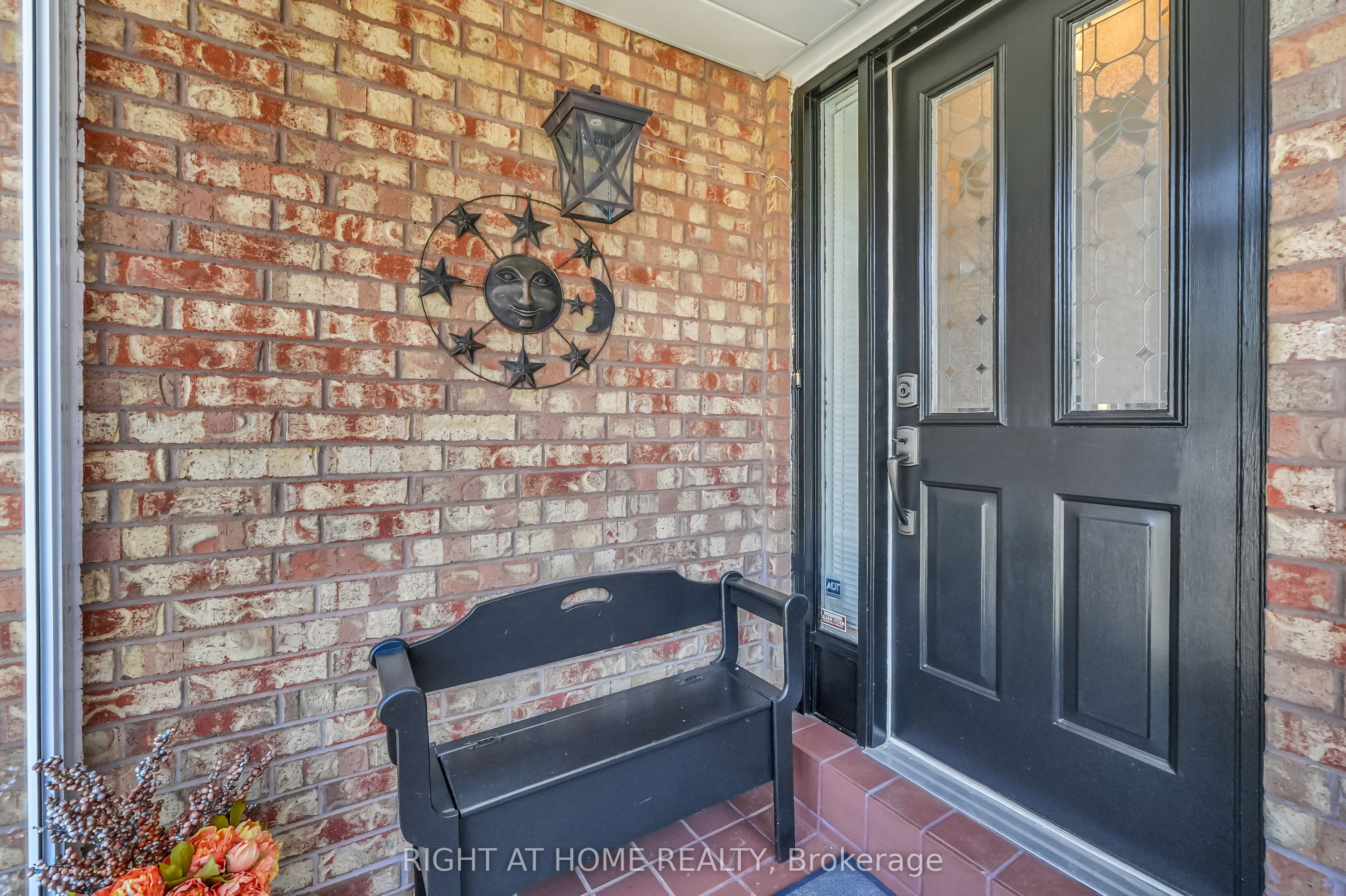 4516 Donegal Drive, Mississauga, ON L5M 4G9 photo 5