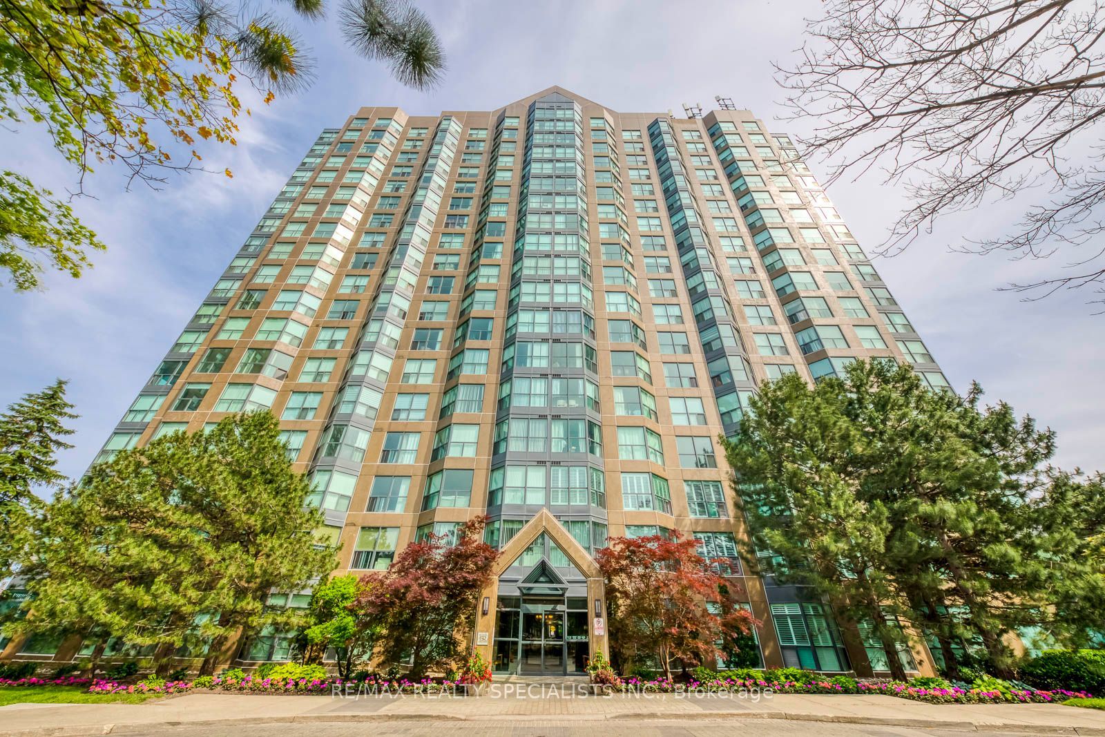 2177 Burnhamthorpe Road 1112, Mississauga, ON L5L 5P9