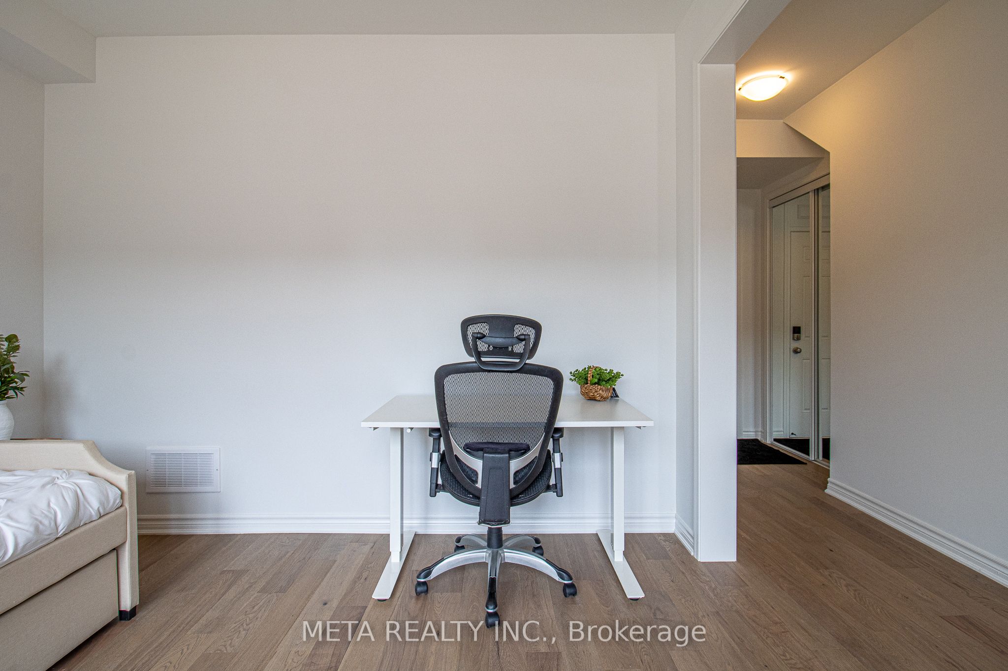 1359 William Halton Parkway, Oakville, ON L6H 7B3 photo 5