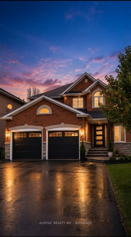 33 Hillpath Crescent, Brampton, ON L6Z 4T7 photo 2