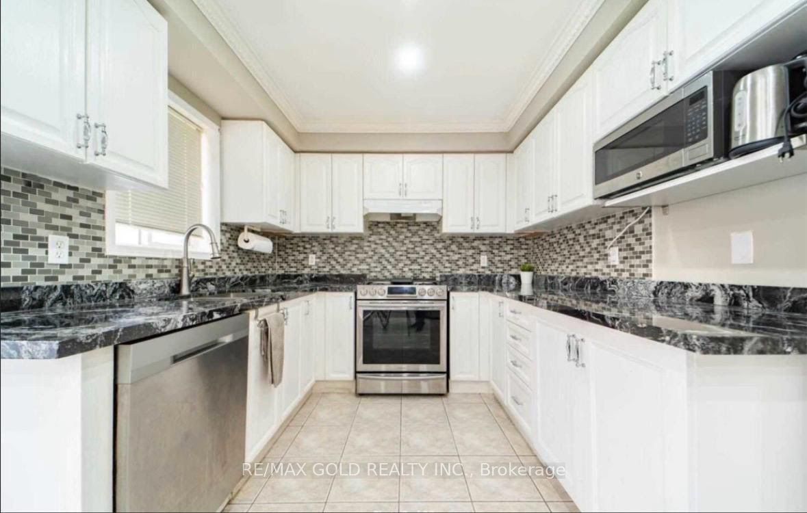 15 Sedgewick Circle, Brampton, ON L7A 2P7 photo 5